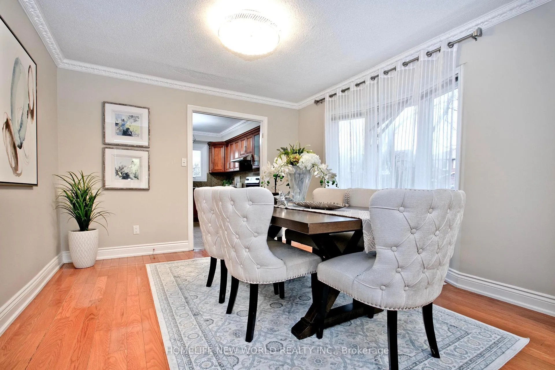 Photo 4 of 61 Nadine Crescent, Markham, Unionville — HOMEH