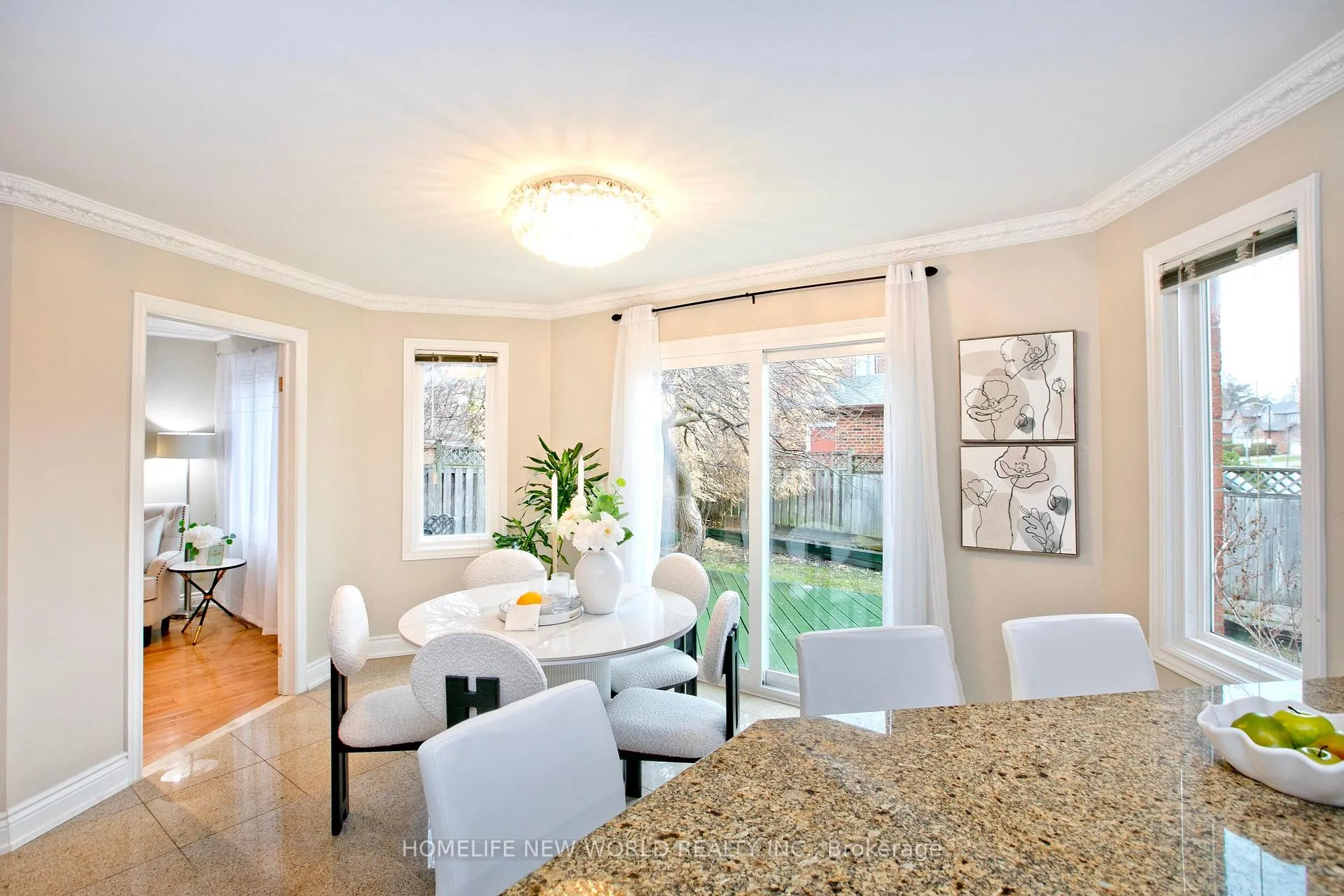 Photo 8 of 61 Nadine Crescent, Markham, Unionville — HOMEH