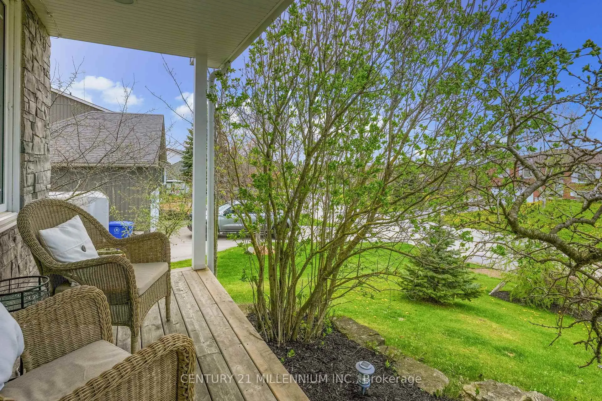 Photo 6 of 44 St John Street, Amaranth, Rural Amaranth — HOMEH