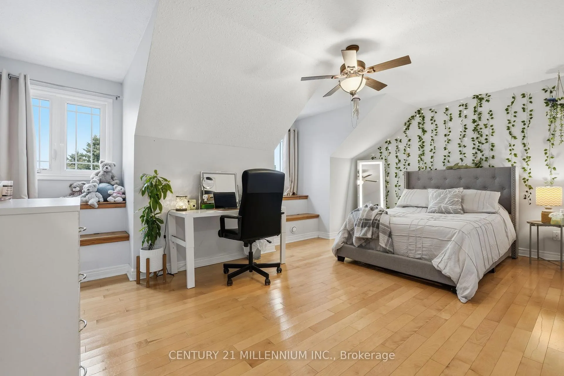 Photo 17 of 44 St John Street, Amaranth, Rural Amaranth — HOMEH