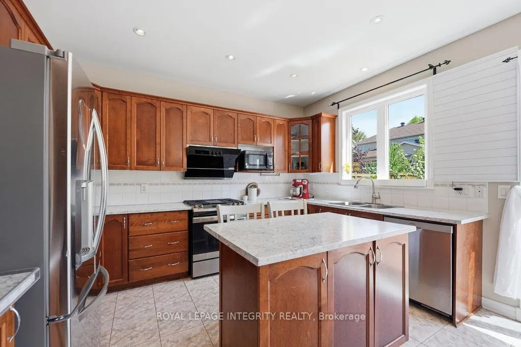 Photo 20 of 230 Keyrock Drive, Ottawa, Kanata - Kanata Lakes/Heritage Hills — HOMEH