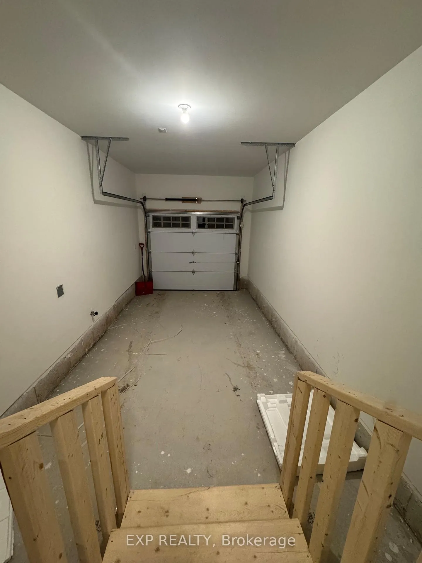 Photo 11 of 77 Vickerman Street, Brampton, Northwest Brampton — HOMEH