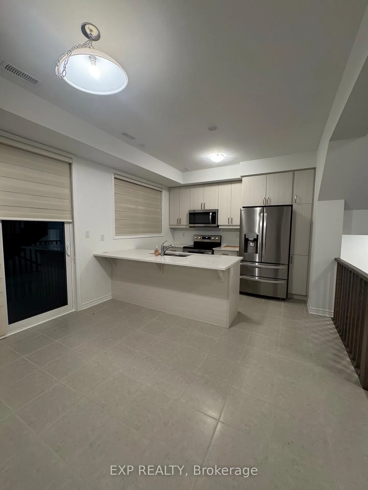 Photo 17 of 77 Vickerman Street, Brampton, Northwest Brampton — HOMEH
