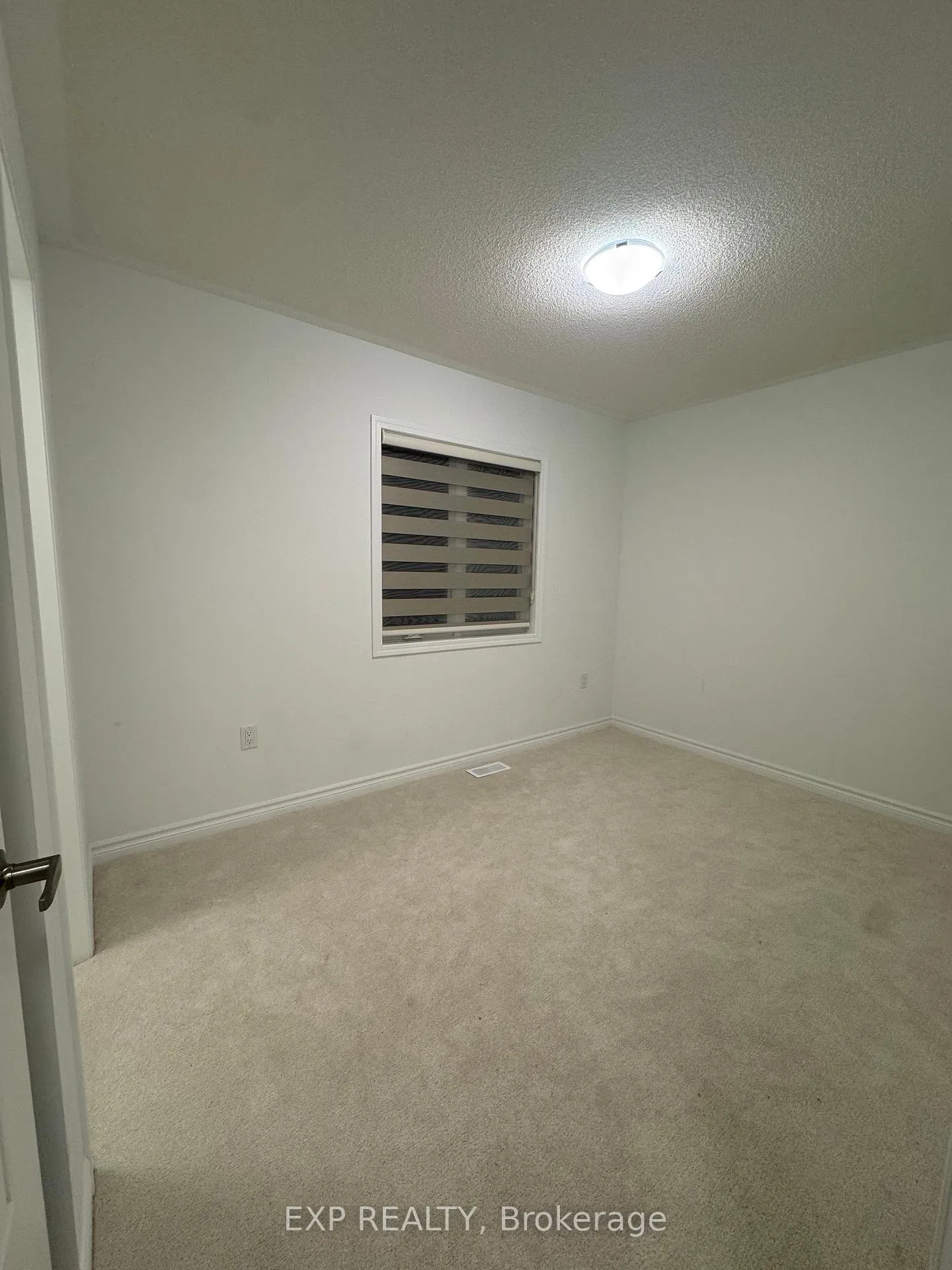 Photo 37 of 77 Vickerman Street, Brampton, Northwest Brampton — HOMEH