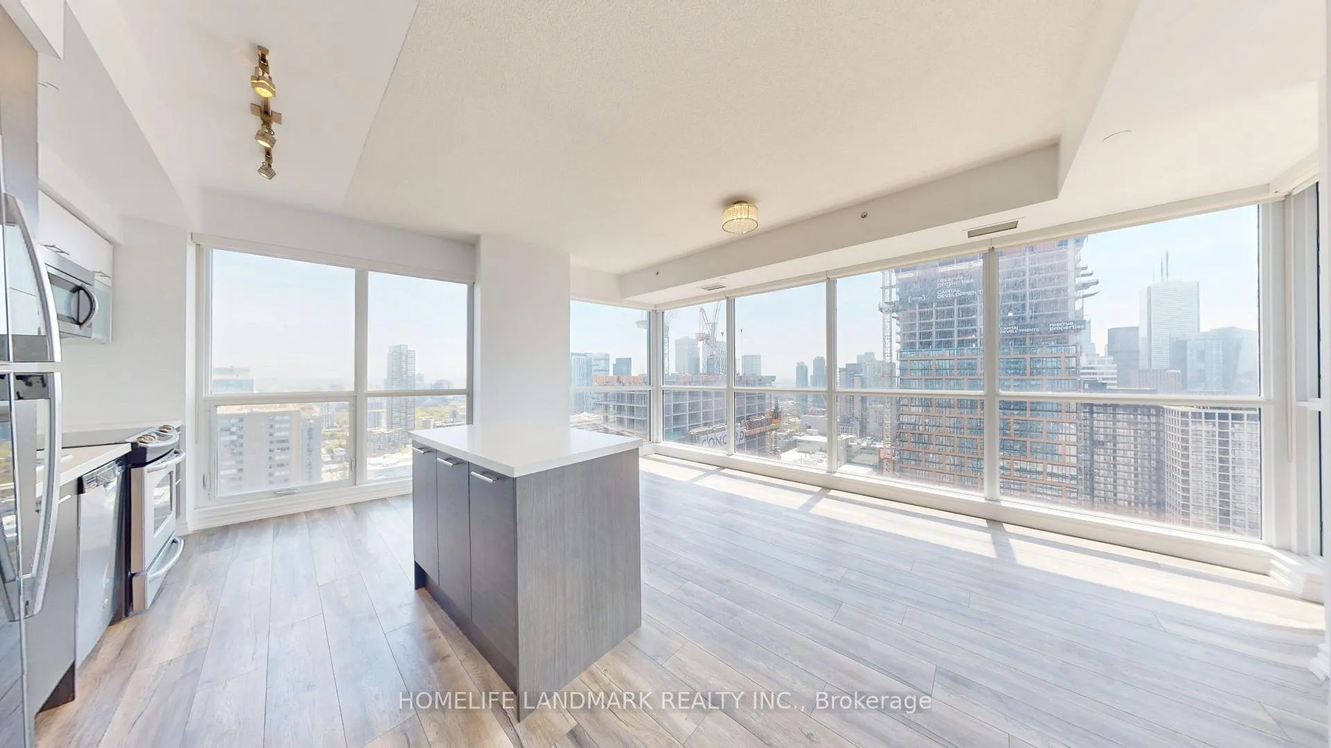 Photo 1 of Unit 3307, 386 Yonge Street, Toronto, Bay Street Corridor — HOMEH