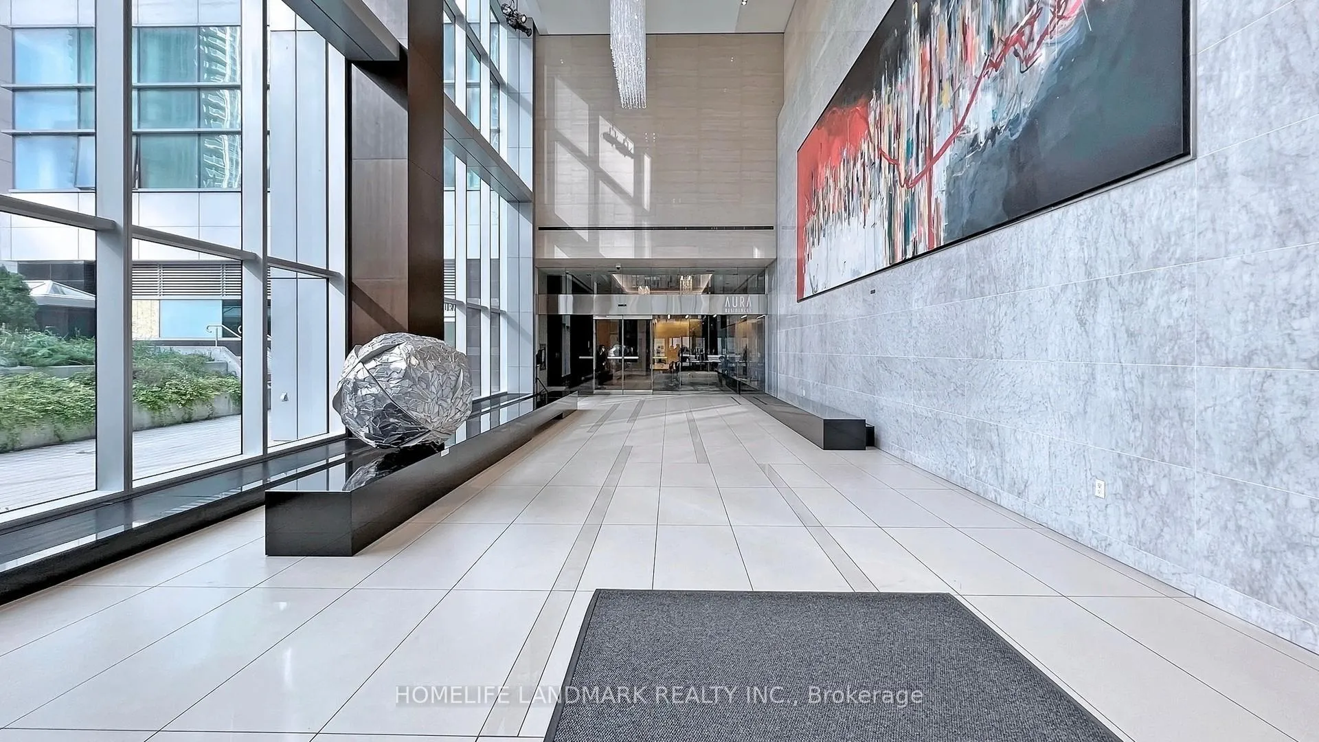 Photo 5 of Unit 3307, 386 Yonge Street, Toronto, Bay Street Corridor — HOMEH