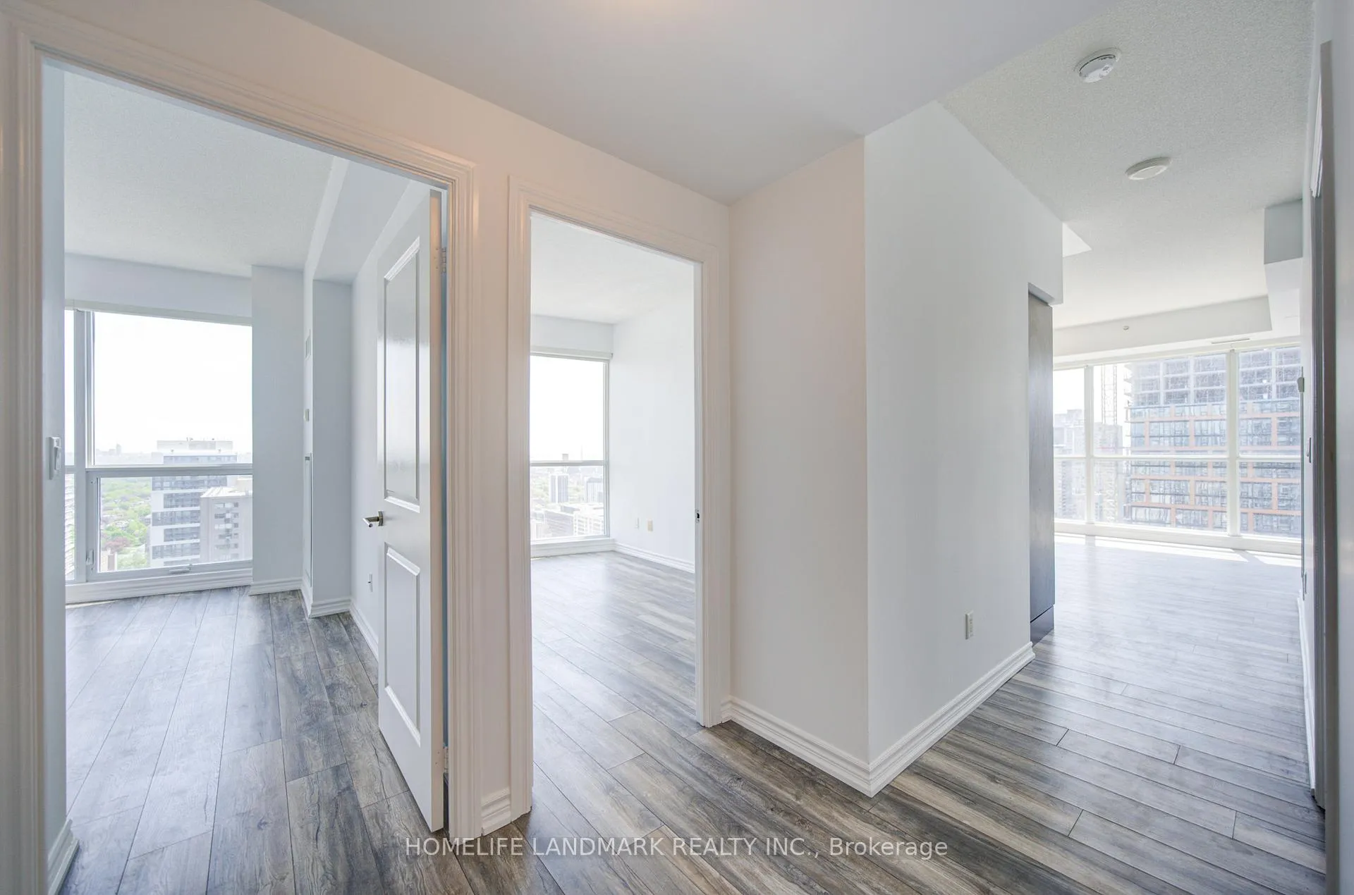 Photo 15 of Unit 3307, 386 Yonge Street, Toronto, Bay Street Corridor — HOMEH