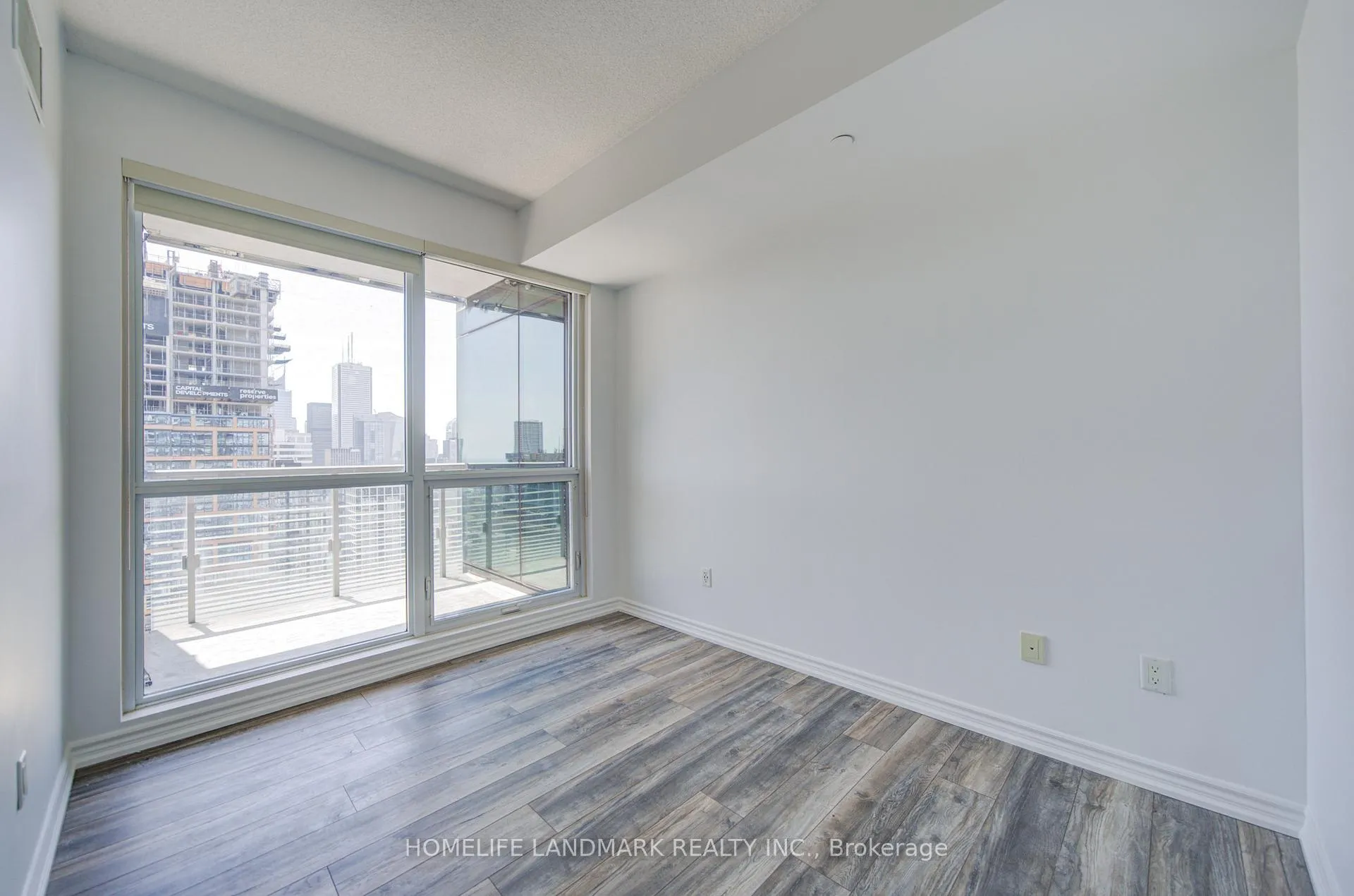 Photo 17 of Unit 3307, 386 Yonge Street, Toronto, Bay Street Corridor — HOMEH
