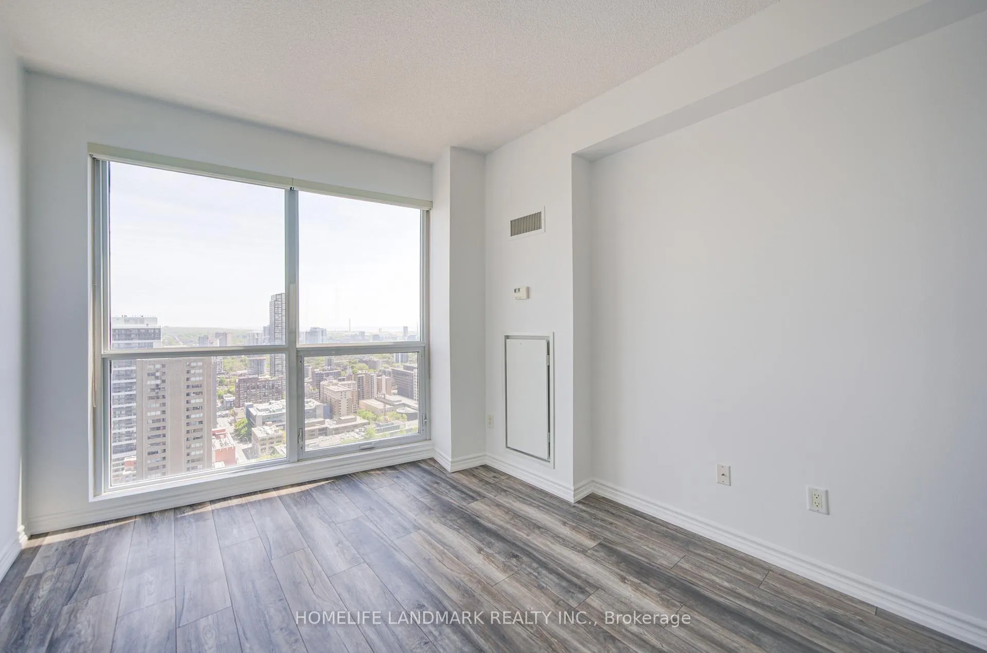 Photo 21 of Unit 3307, 386 Yonge Street, Toronto, Bay Street Corridor — HOMEH