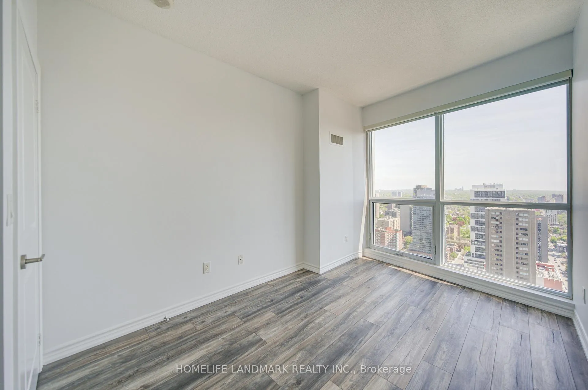 Photo 24 of Unit 3307, 386 Yonge Street, Toronto, Bay Street Corridor — HOMEH
