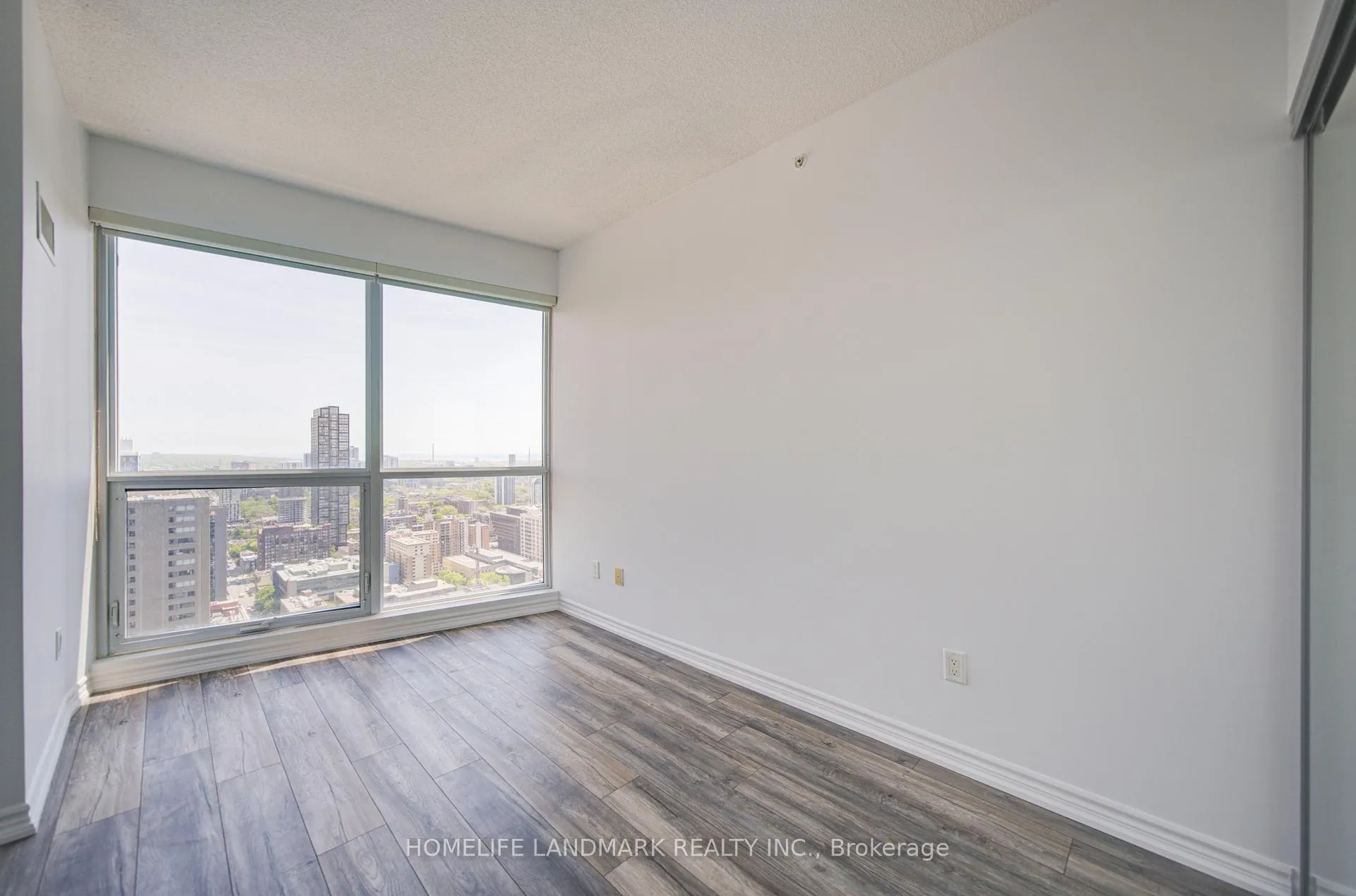 Photo 25 of Unit 3307, 386 Yonge Street, Toronto, Bay Street Corridor — HOMEH