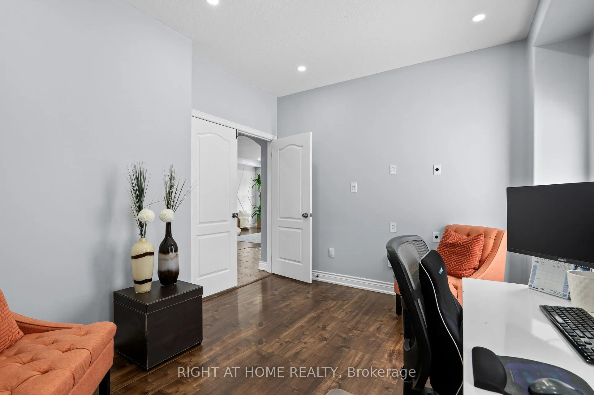 Photo 15 of 18 Samuel Court, Orangeville — HOMEH