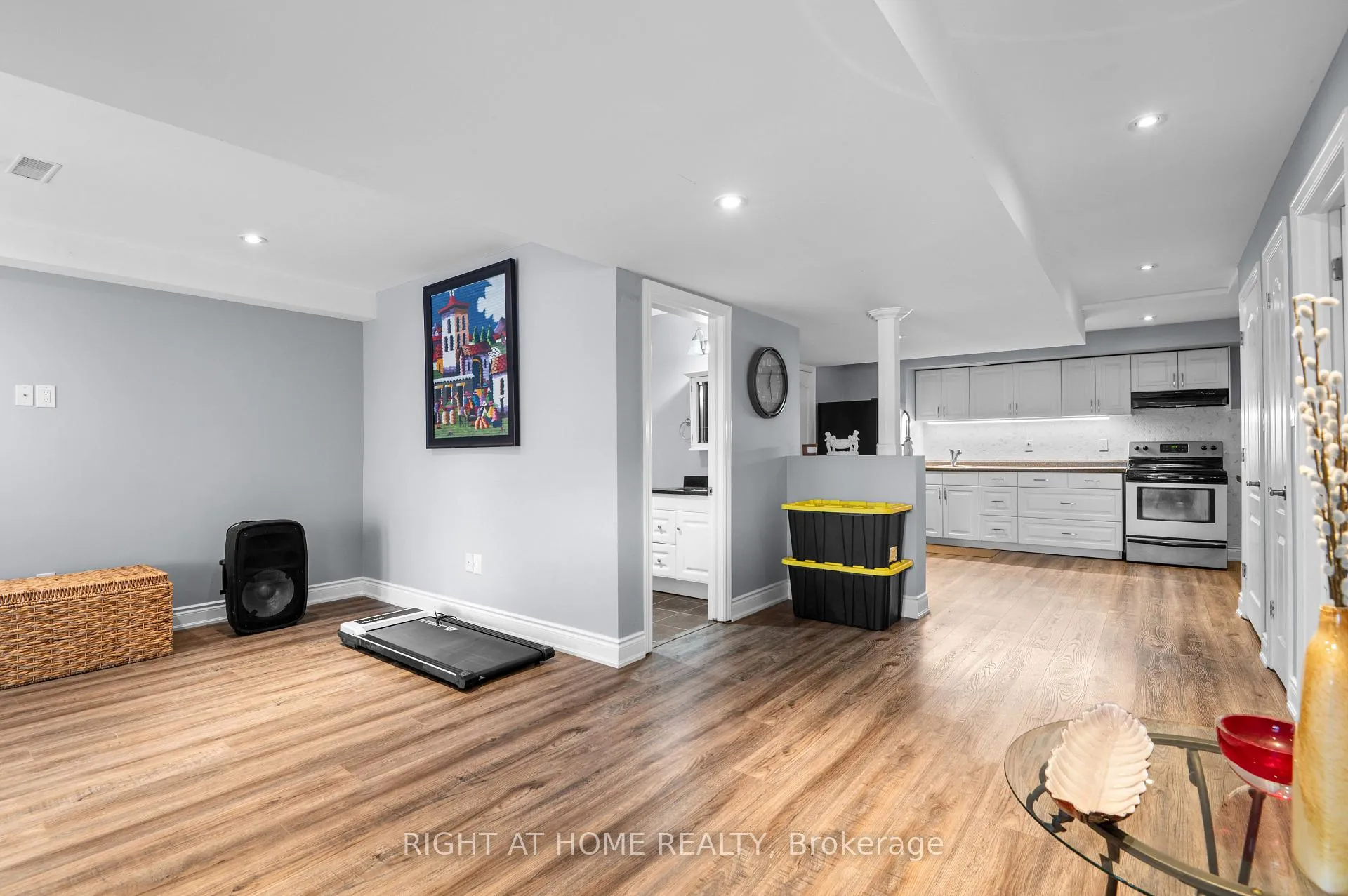 Photo 24 of 18 Samuel Court, Orangeville — HOMEH