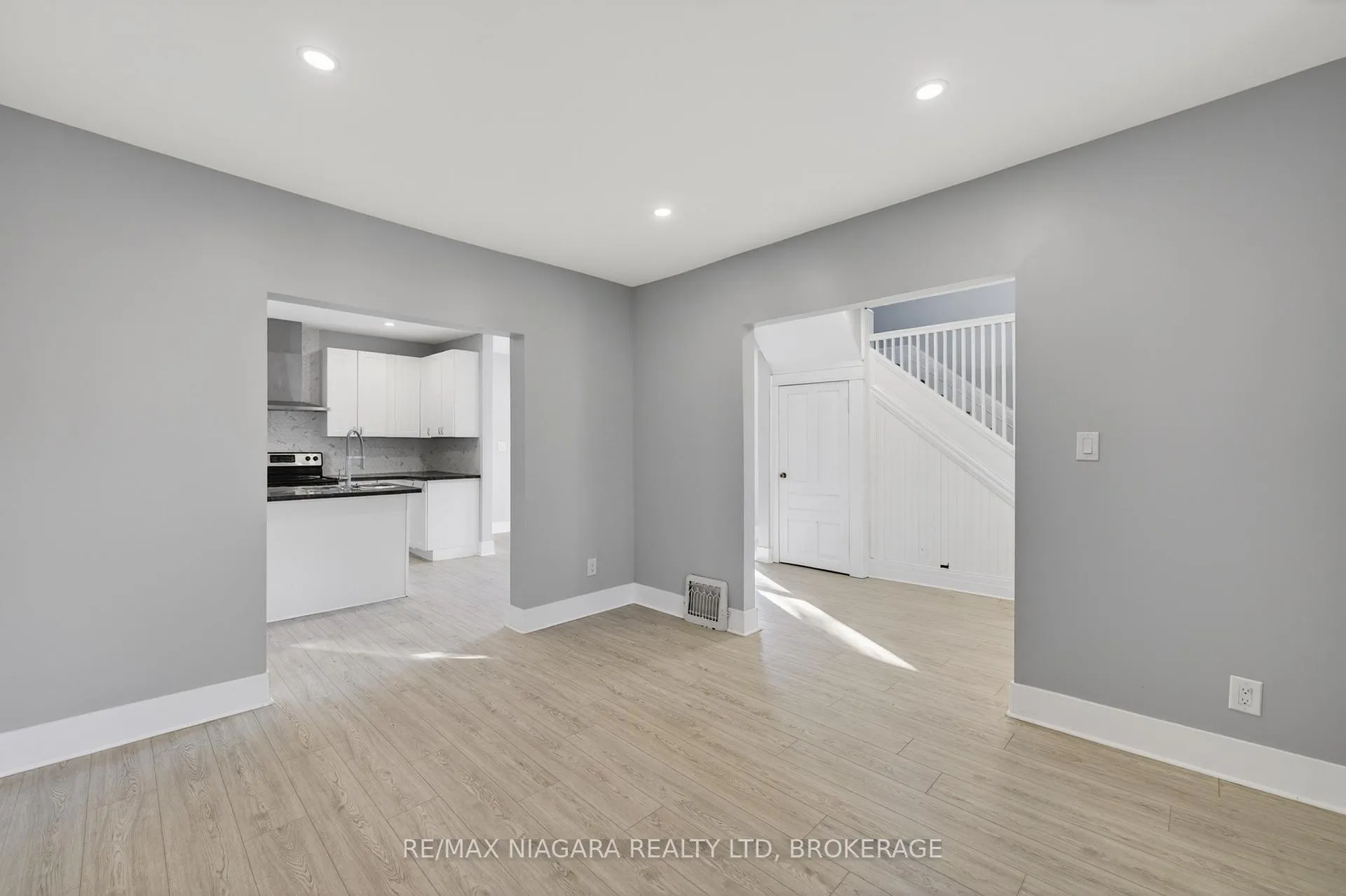 Photo 6 of 173 Lake Street, St. Catharines, Downtown — HOMEH
