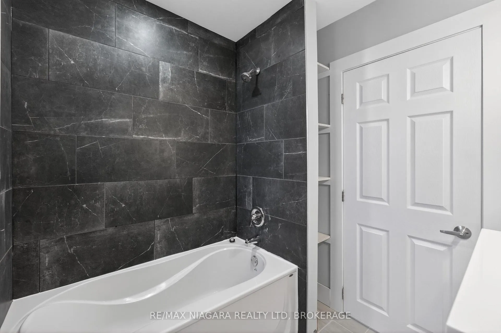 Photo 31 of 173 Lake Street, St. Catharines, Downtown — HOMEH