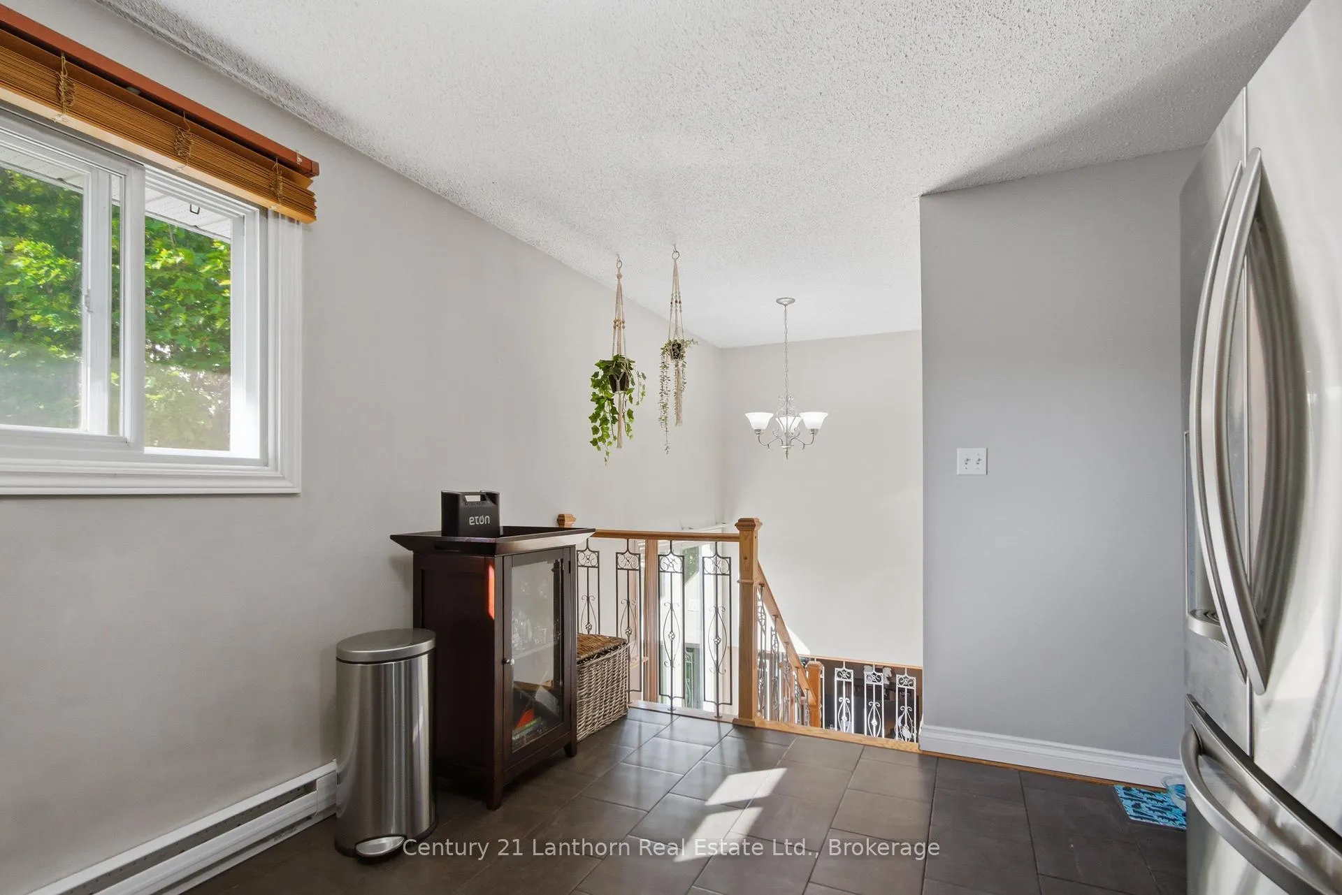 Photo 13 of 33 Van Alstine Drive, Quinte West, Trenton Ward — HOMEH