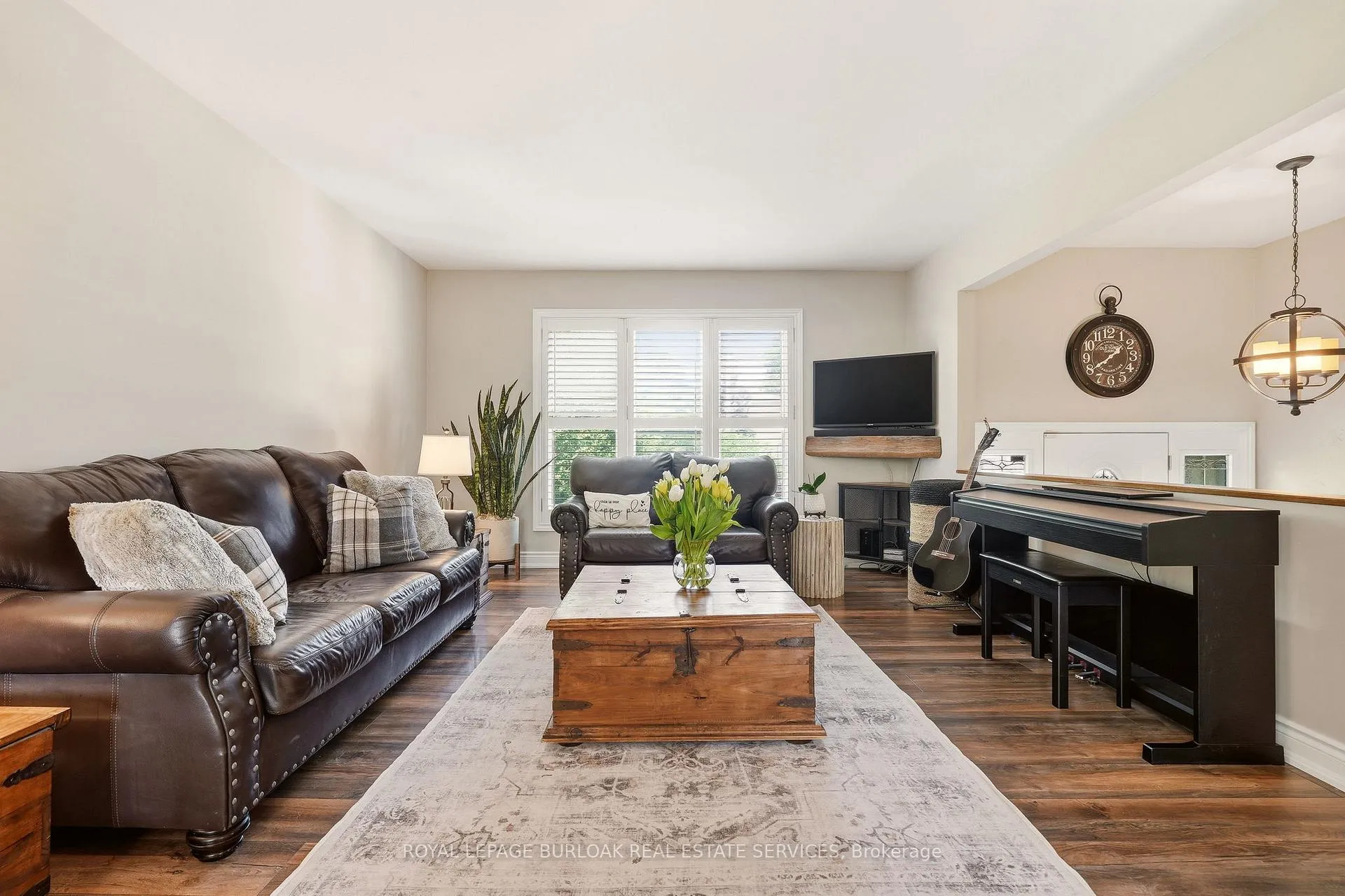Photo 8 of 2207 Jester Court, Burlington, Mountainside — HOMEH