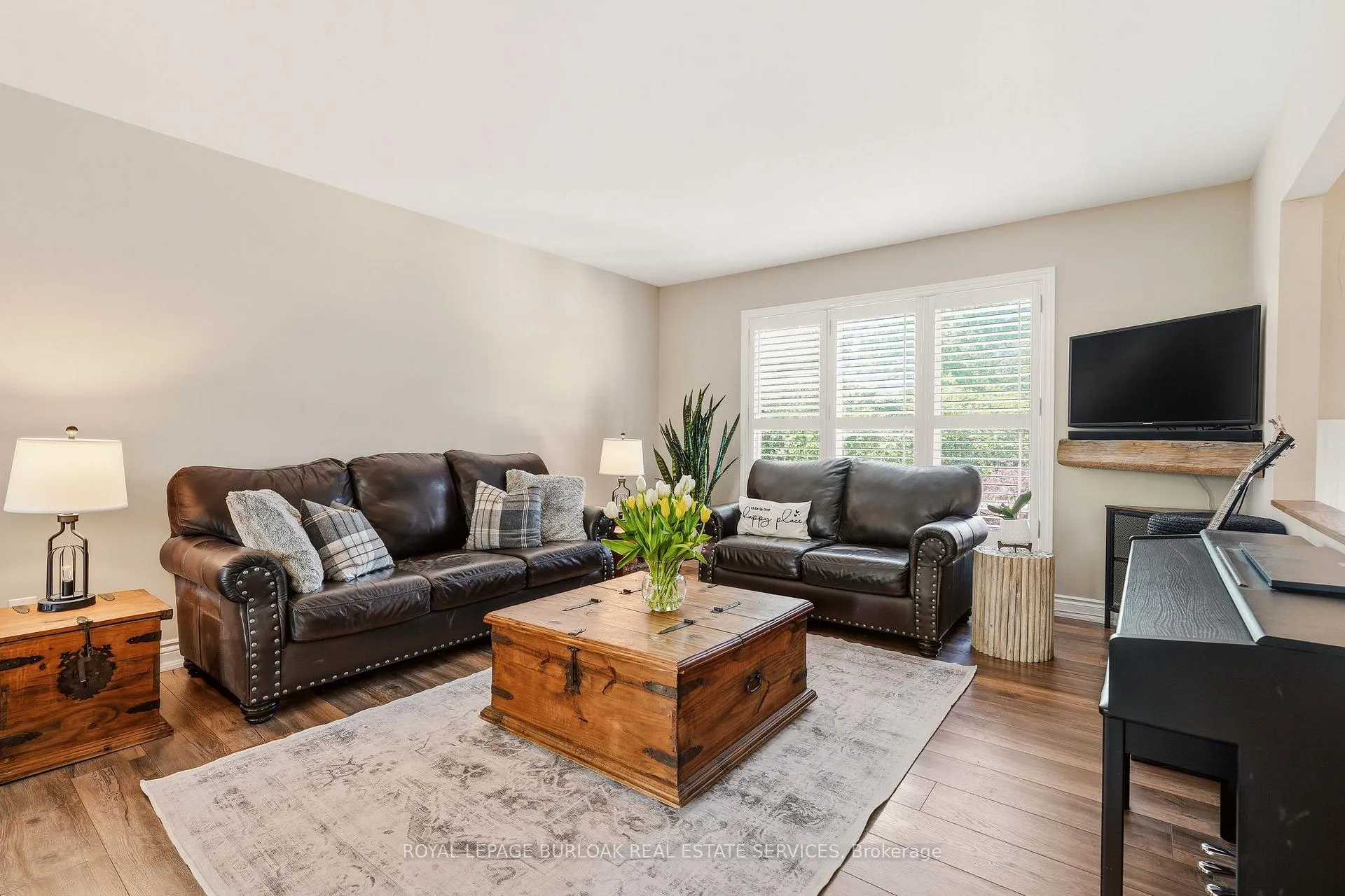 Photo 9 of 2207 Jester Court, Burlington, Mountainside — HOMEH