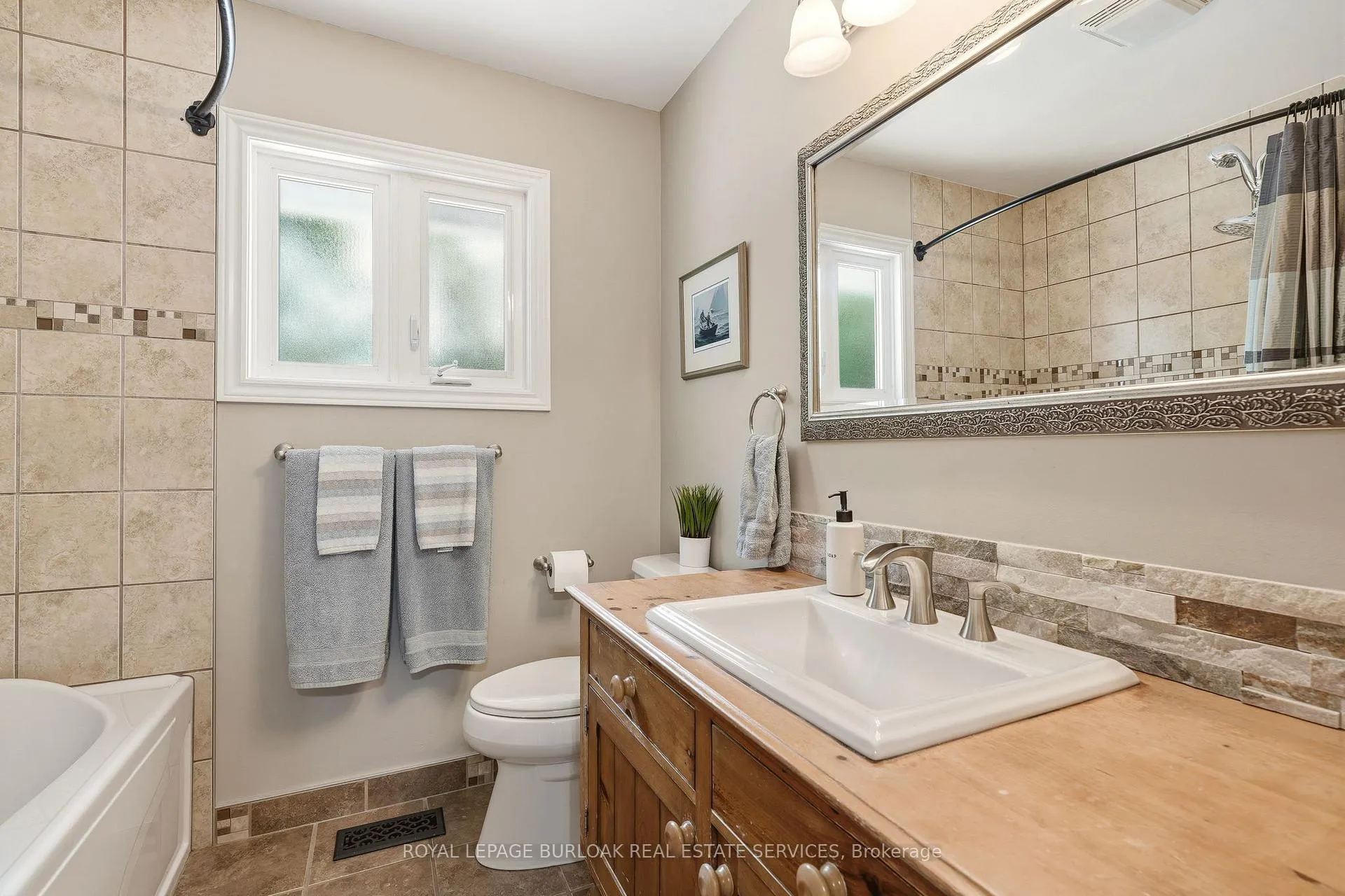 Photo 19 of 2207 Jester Court, Burlington, Mountainside — HOMEH