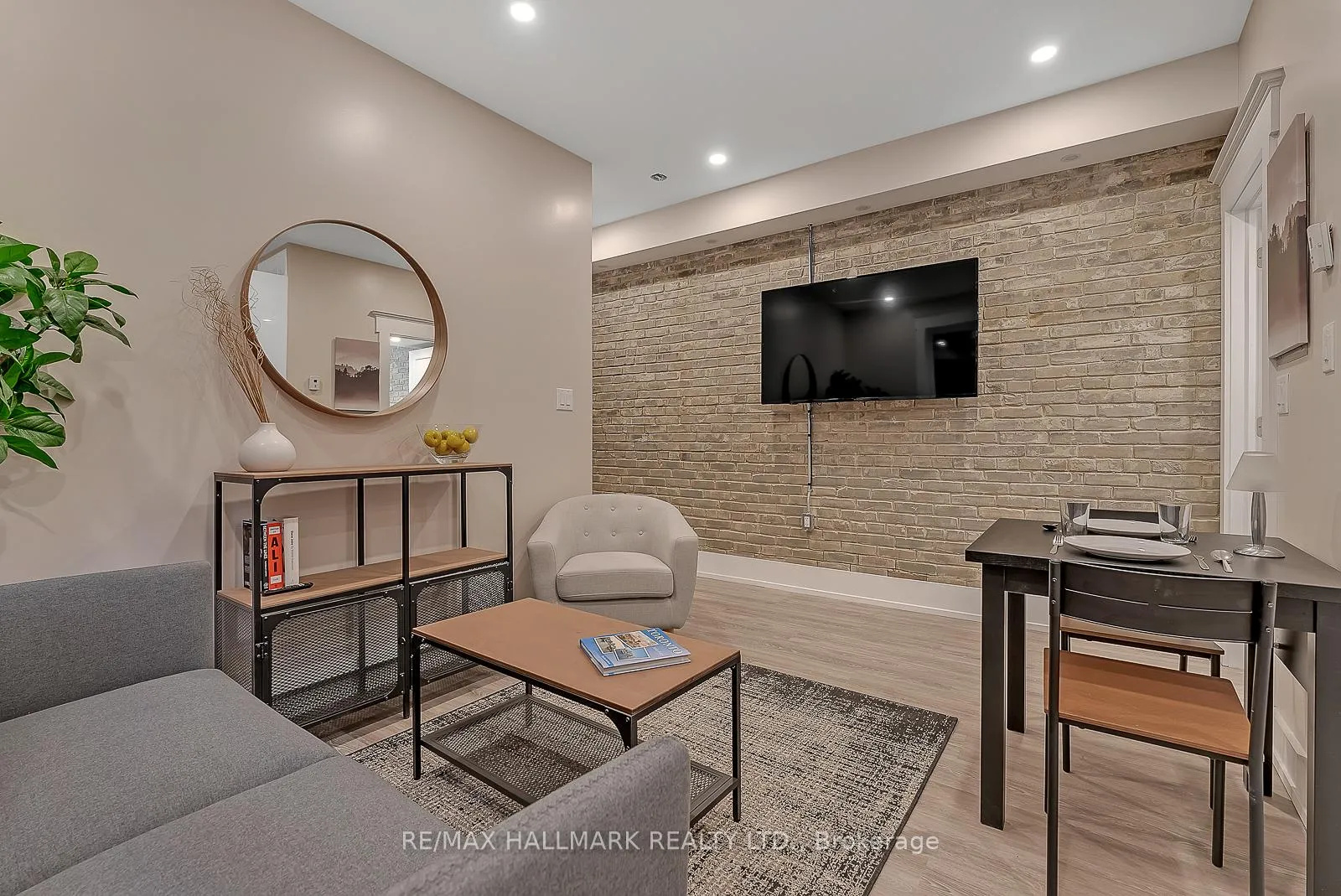 Photo 1 of Unit 1, 216 Seaton Street, Toronto, Moss Park — HOMEH