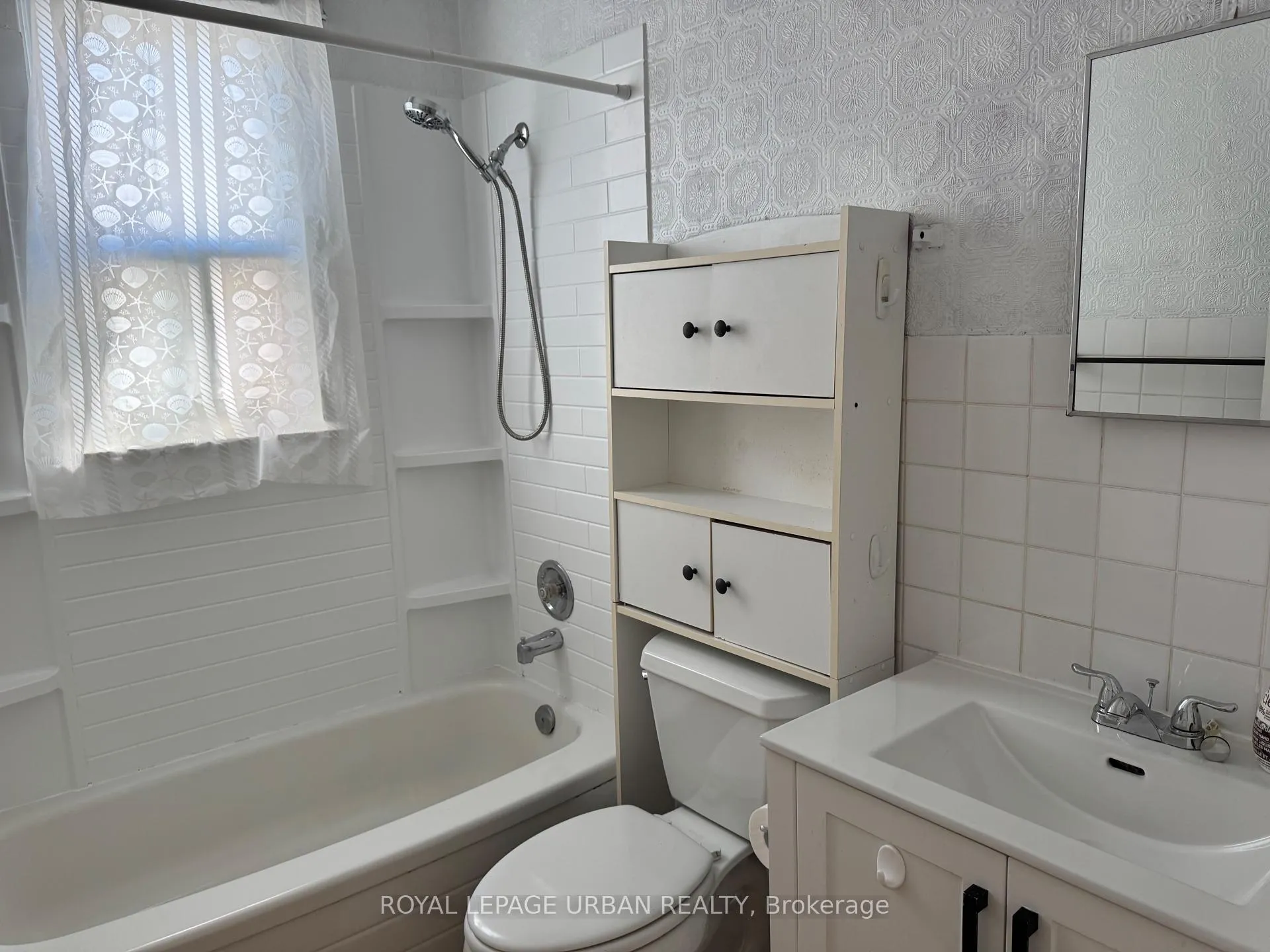 Photo 7 of Unit Upper, 405 Milverton Boulevard, Toronto, Danforth — HOMEH
