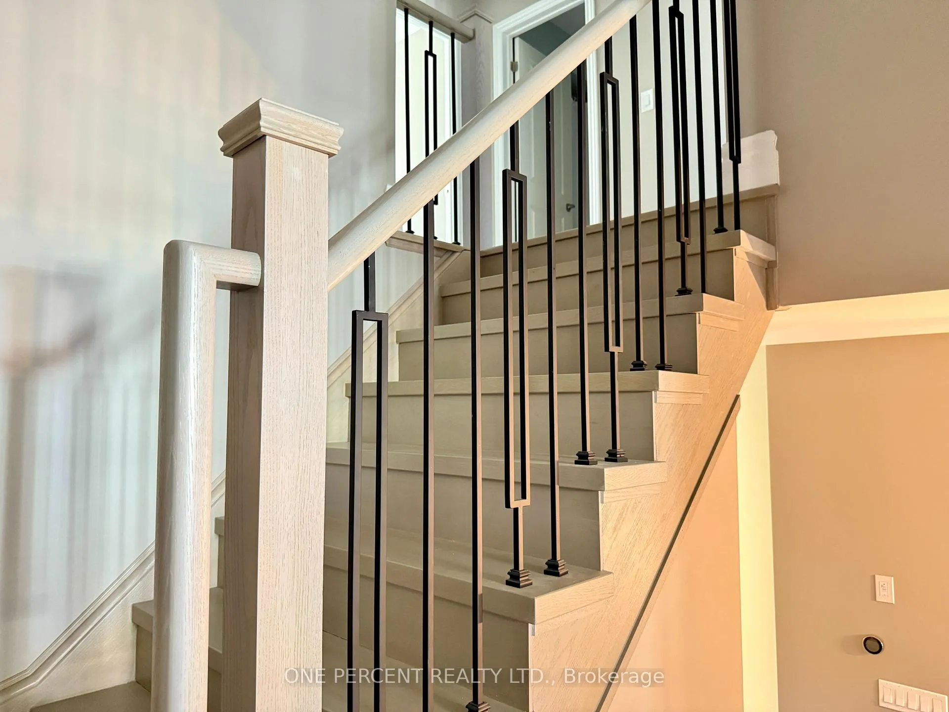 Photo 10 of 21 Lett Avenue, Collingwood — HOMEH