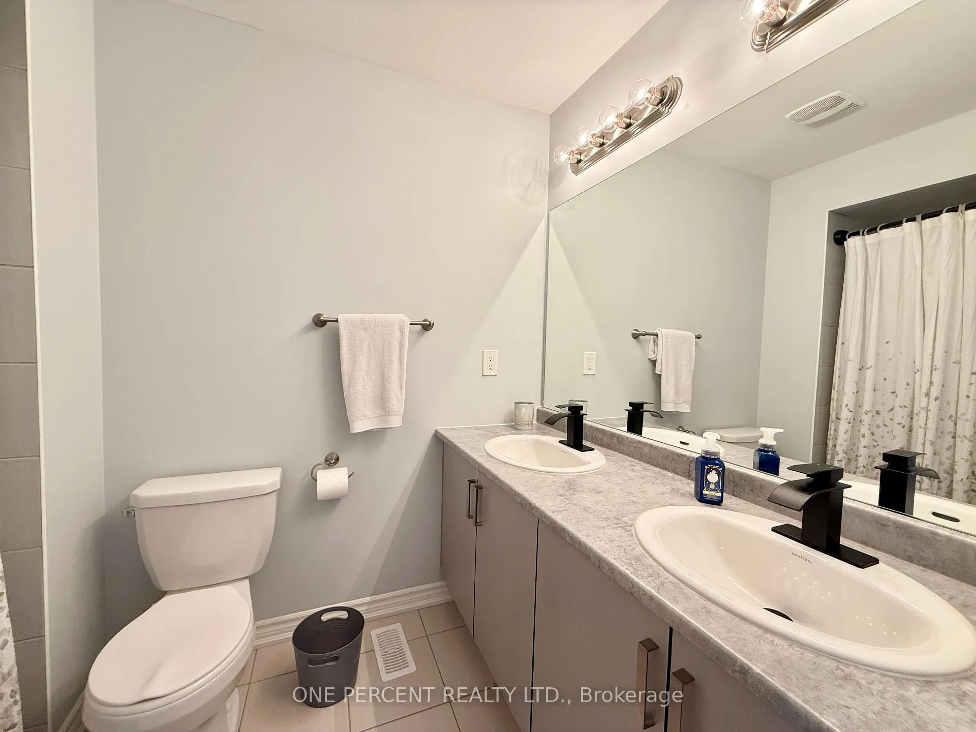 Photo 12 of 21 Lett Avenue, Collingwood — HOMEH