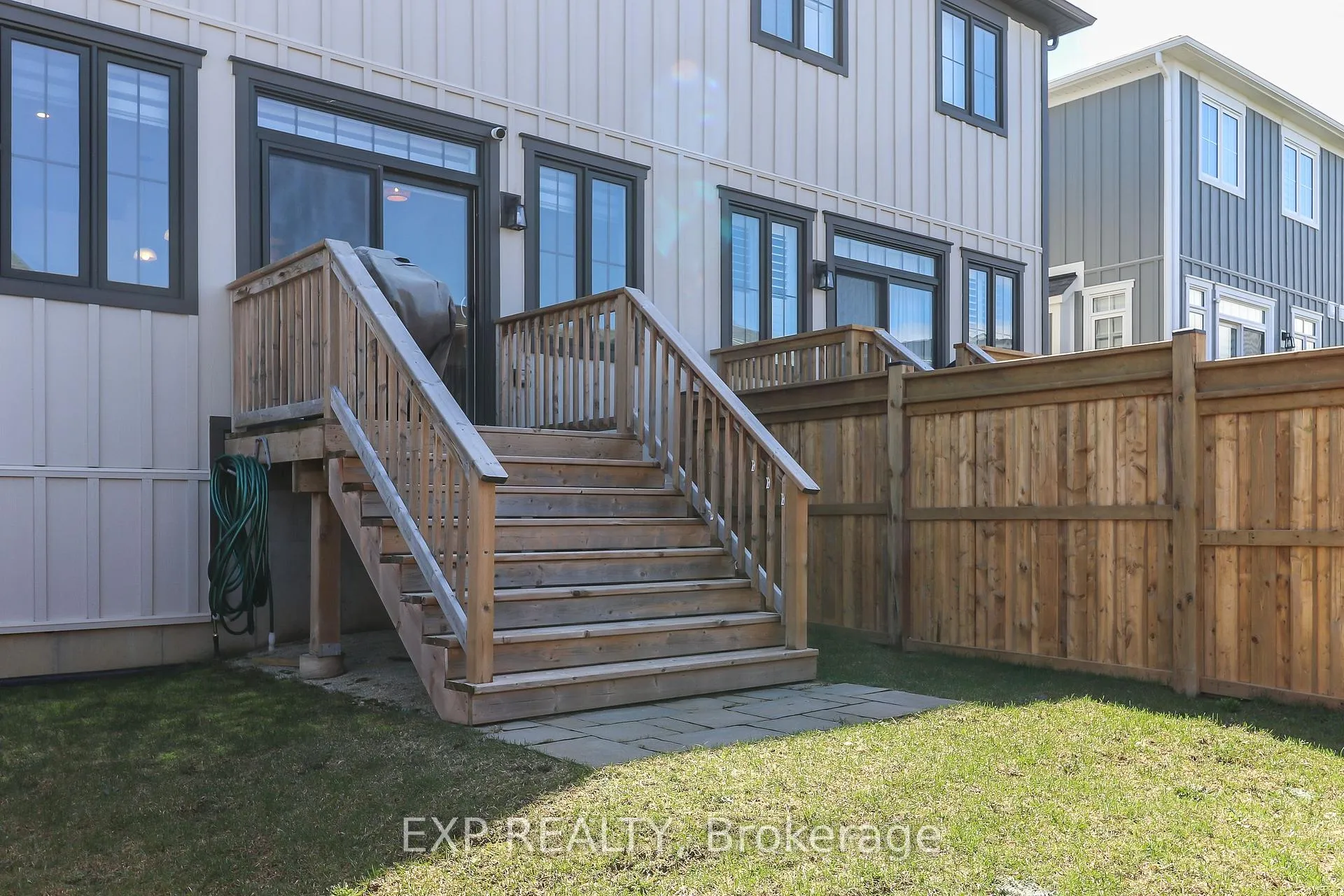 Photo 11 of 142 Sycamore Street, Blue Mountains — HOMEH