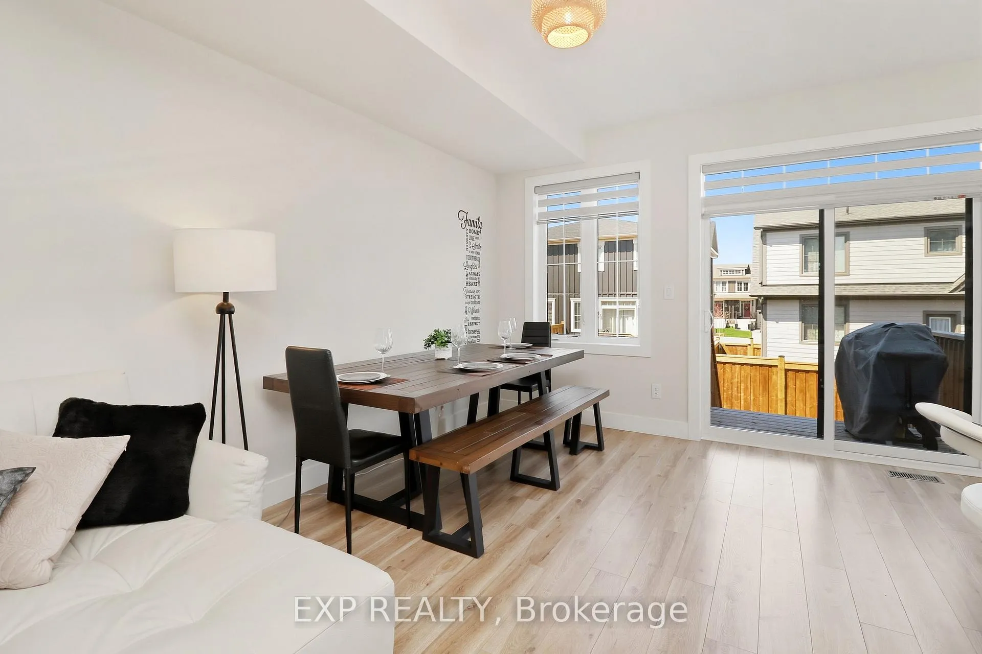 Photo 19 of 142 Sycamore Street, Blue Mountains — HOMEH