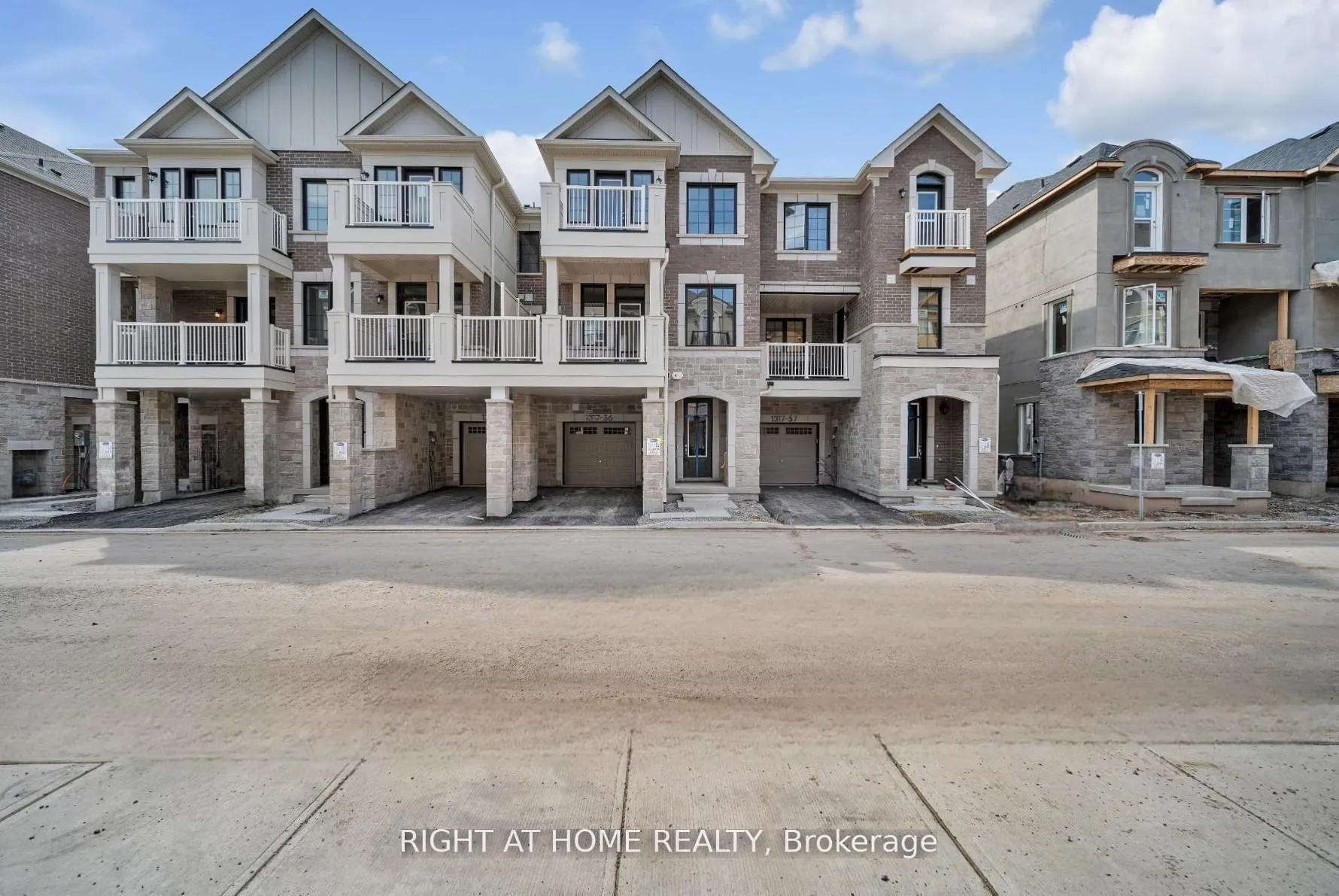 Photo 2 of Unit 56, 1317 Leriche Way, Milton, Bowes — HOMEH