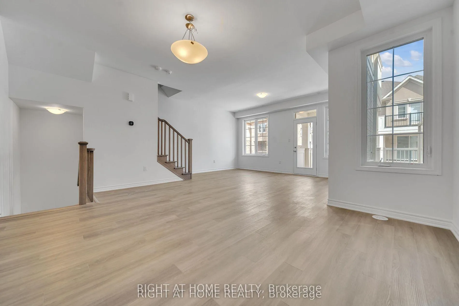 Photo 8 of Unit 56, 1317 Leriche Way, Milton, Bowes — HOMEH