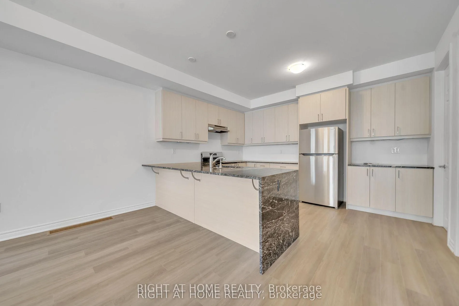Photo 13 of Unit 56, 1317 Leriche Way, Milton, Bowes — HOMEH