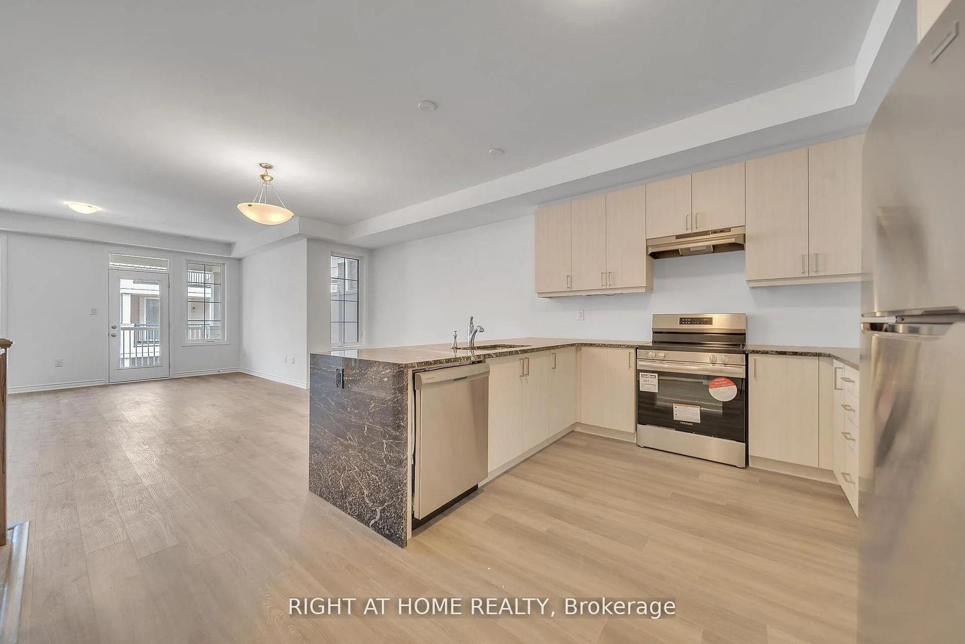 Photo 16 of Unit 56, 1317 Leriche Way, Milton, Bowes — HOMEH