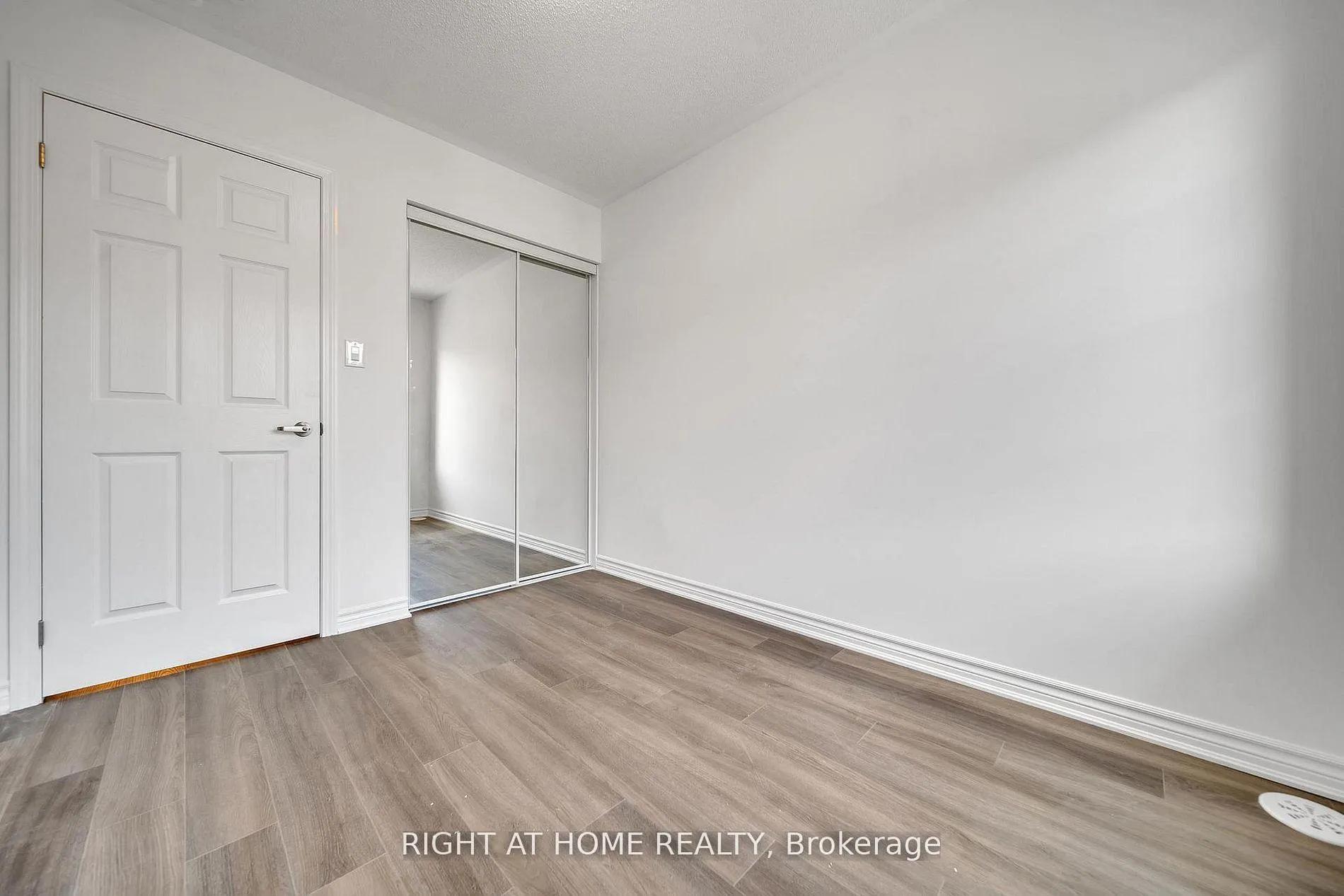 Photo 32 of Unit 56, 1317 Leriche Way, Milton, Bowes — HOMEH