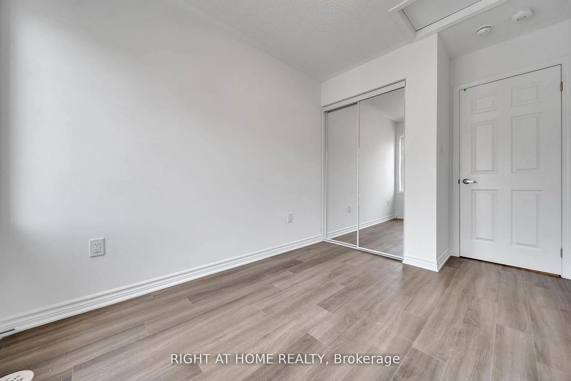 Photo 35 of Unit 56, 1317 Leriche Way, Milton, Bowes — HOMEH