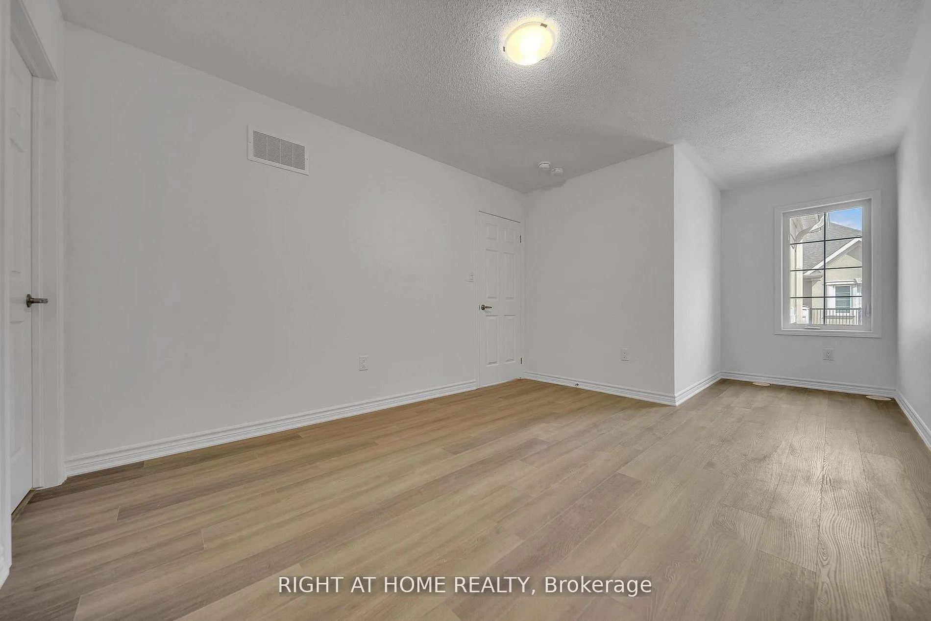 Photo 36 of Unit 56, 1317 Leriche Way, Milton, Bowes — HOMEH
