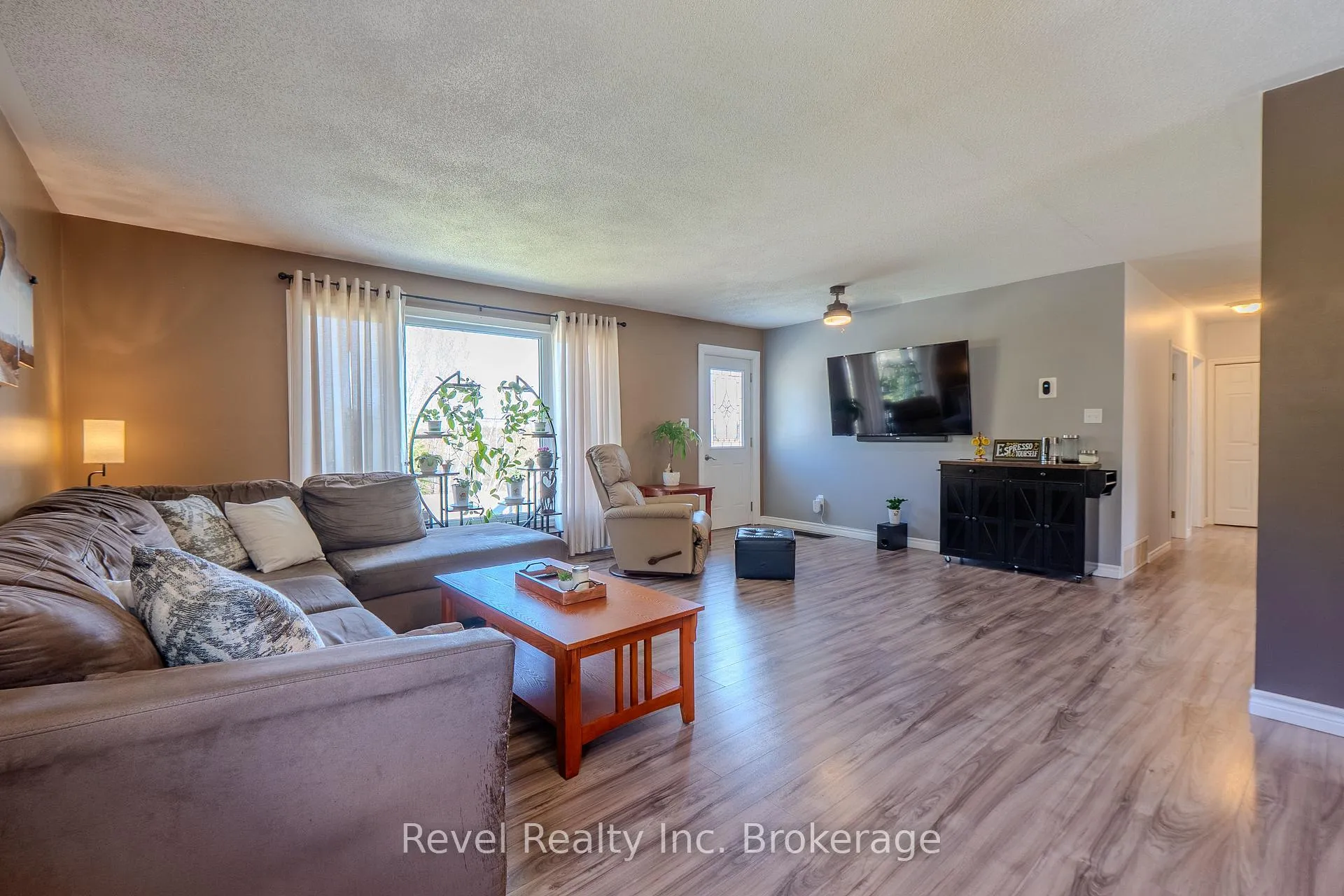 Photo 8 of 1827 654 Highway, Callander — HOMEH