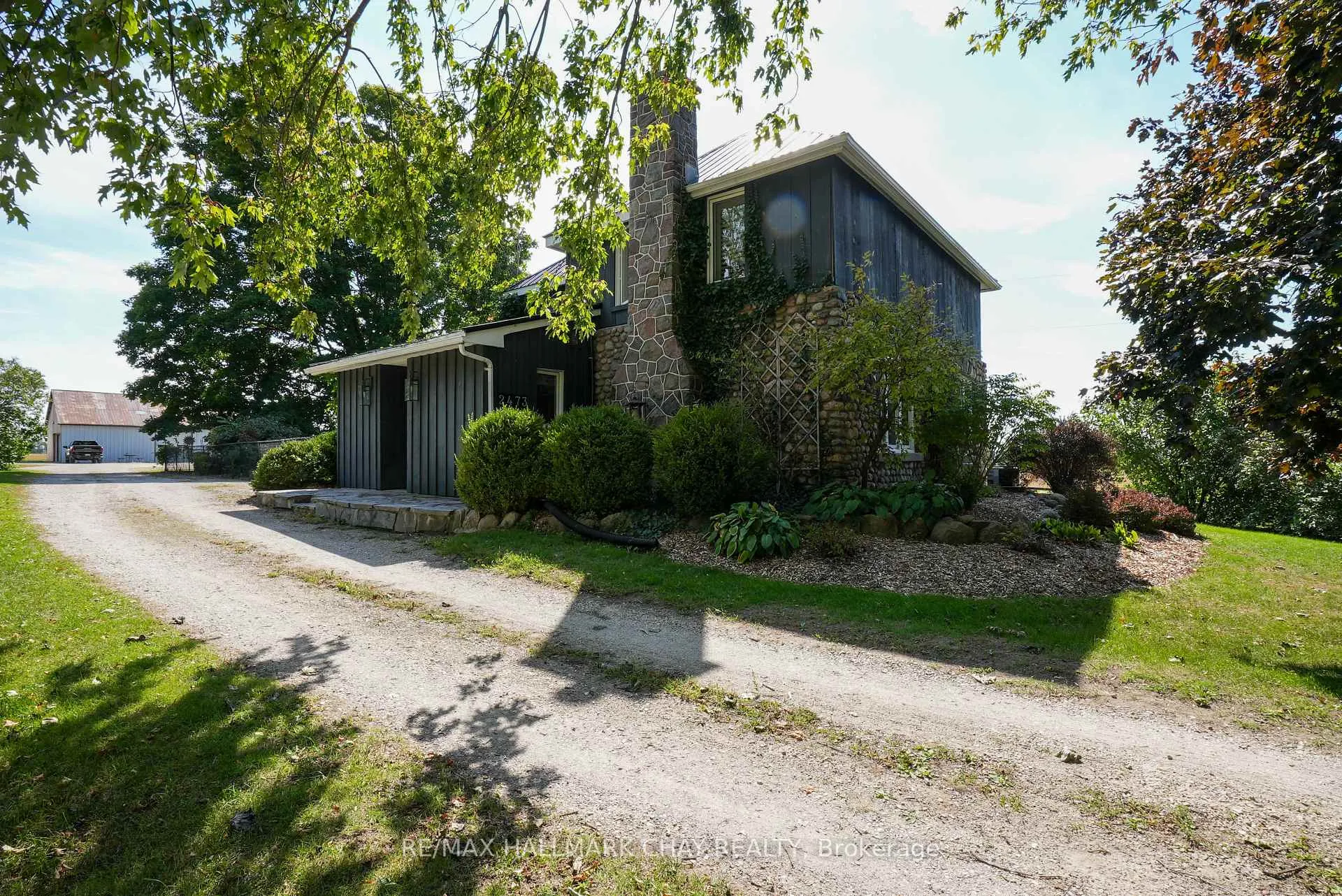 Photo 6 of 2473 Ronald Road, Springwater, Rural Springwater — HOMEH
