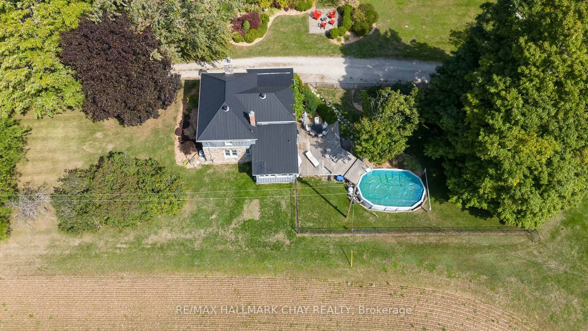 Photo 8 of 2473 Ronald Road, Springwater, Rural Springwater — HOMEH