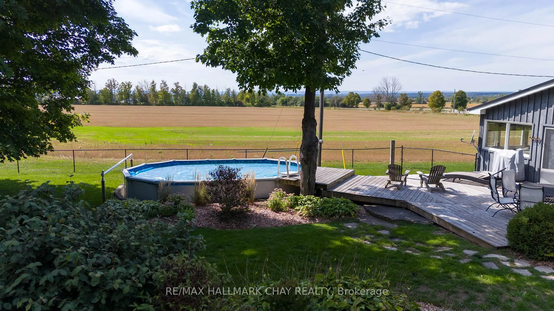 Photo 9 of 2473 Ronald Road, Springwater, Rural Springwater — HOMEH