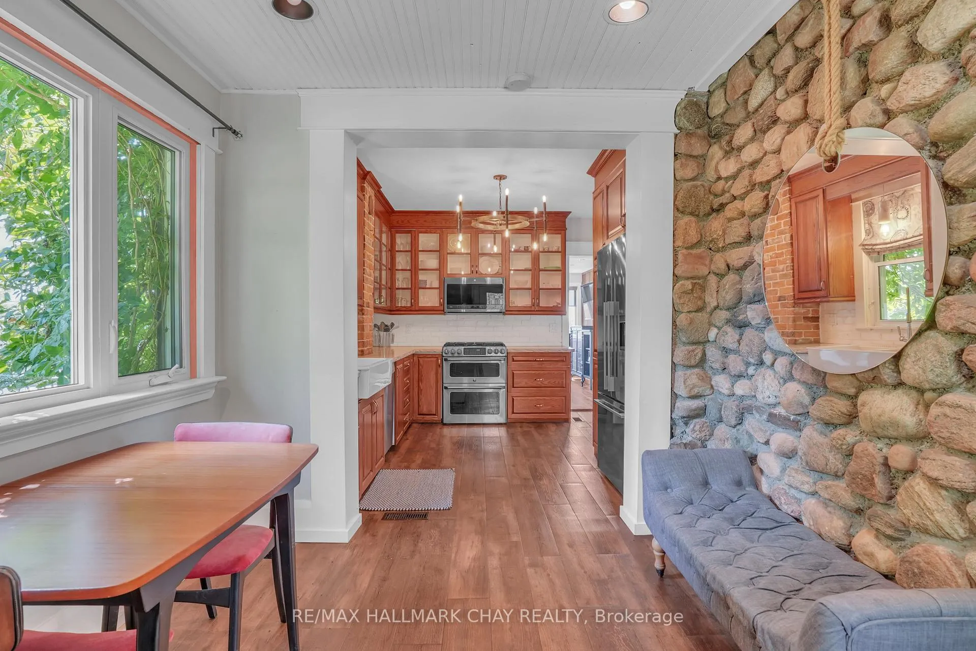 Photo 11 of 2473 Ronald Road, Springwater, Rural Springwater — HOMEH