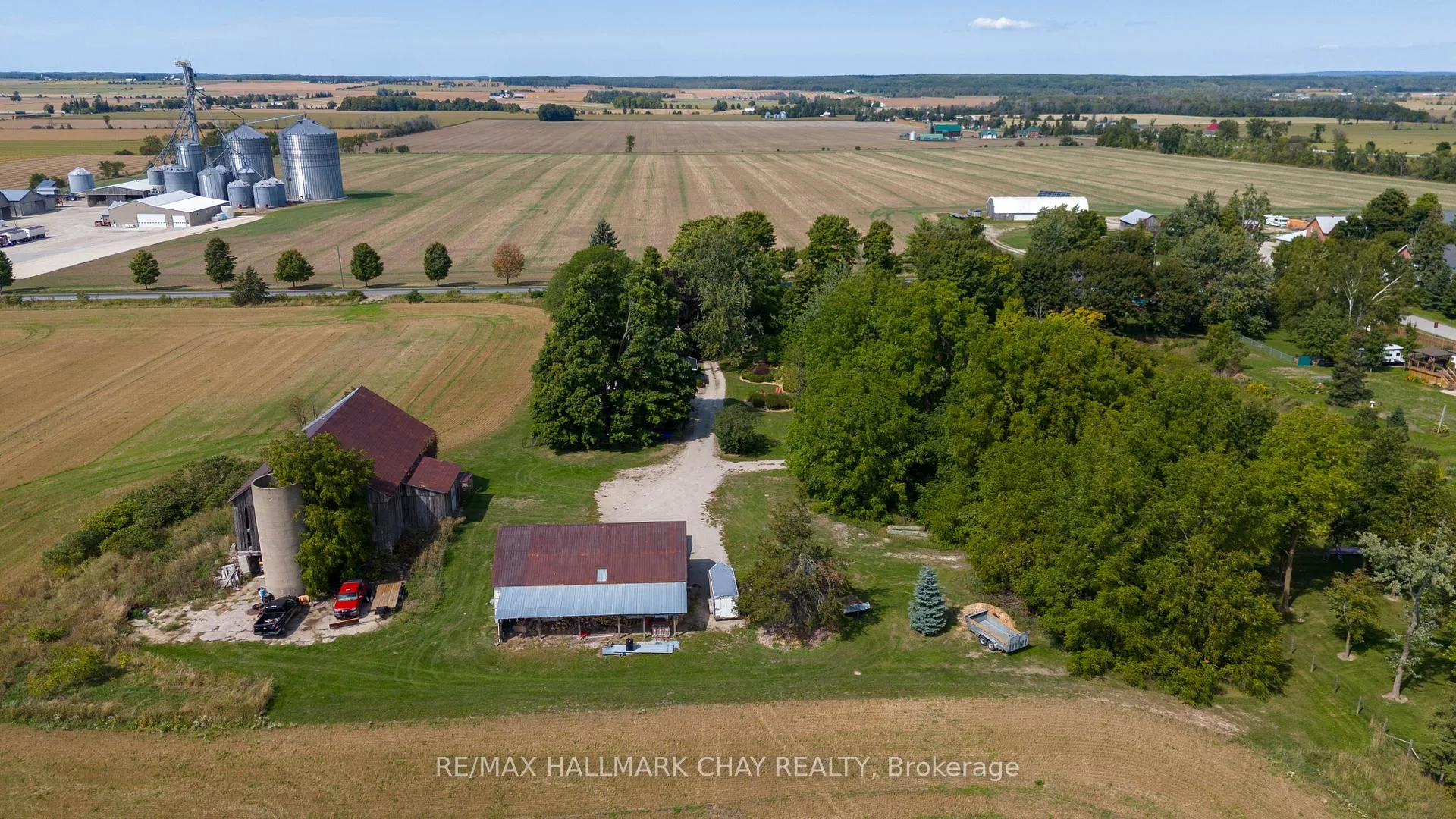 Photo 45 of 2473 Ronald Road, Springwater, Rural Springwater — HOMEH
