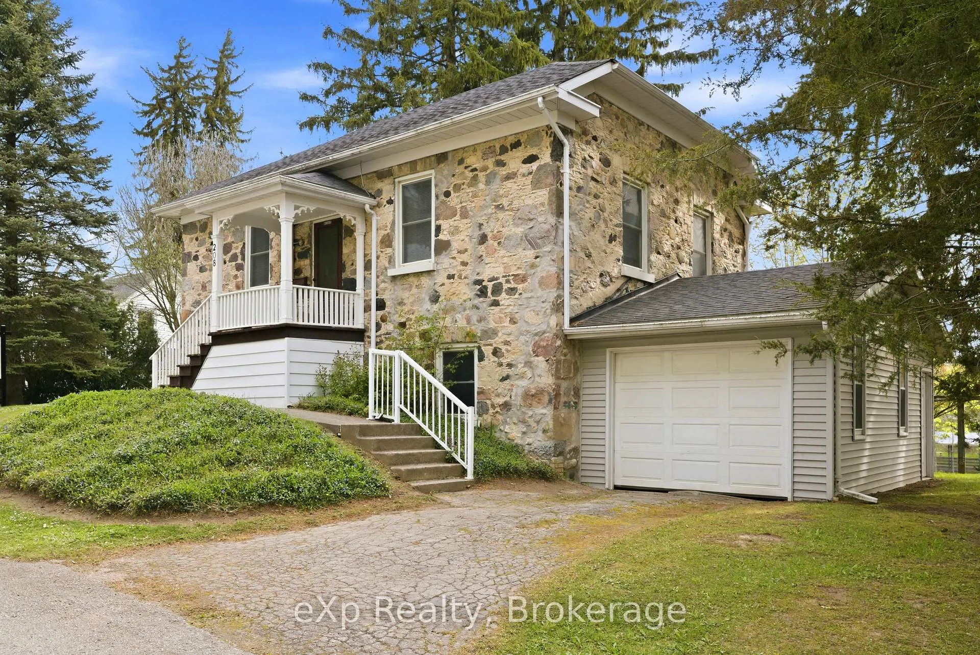 Photo 6 of 208 Mary Street, Brockton — HOMEH