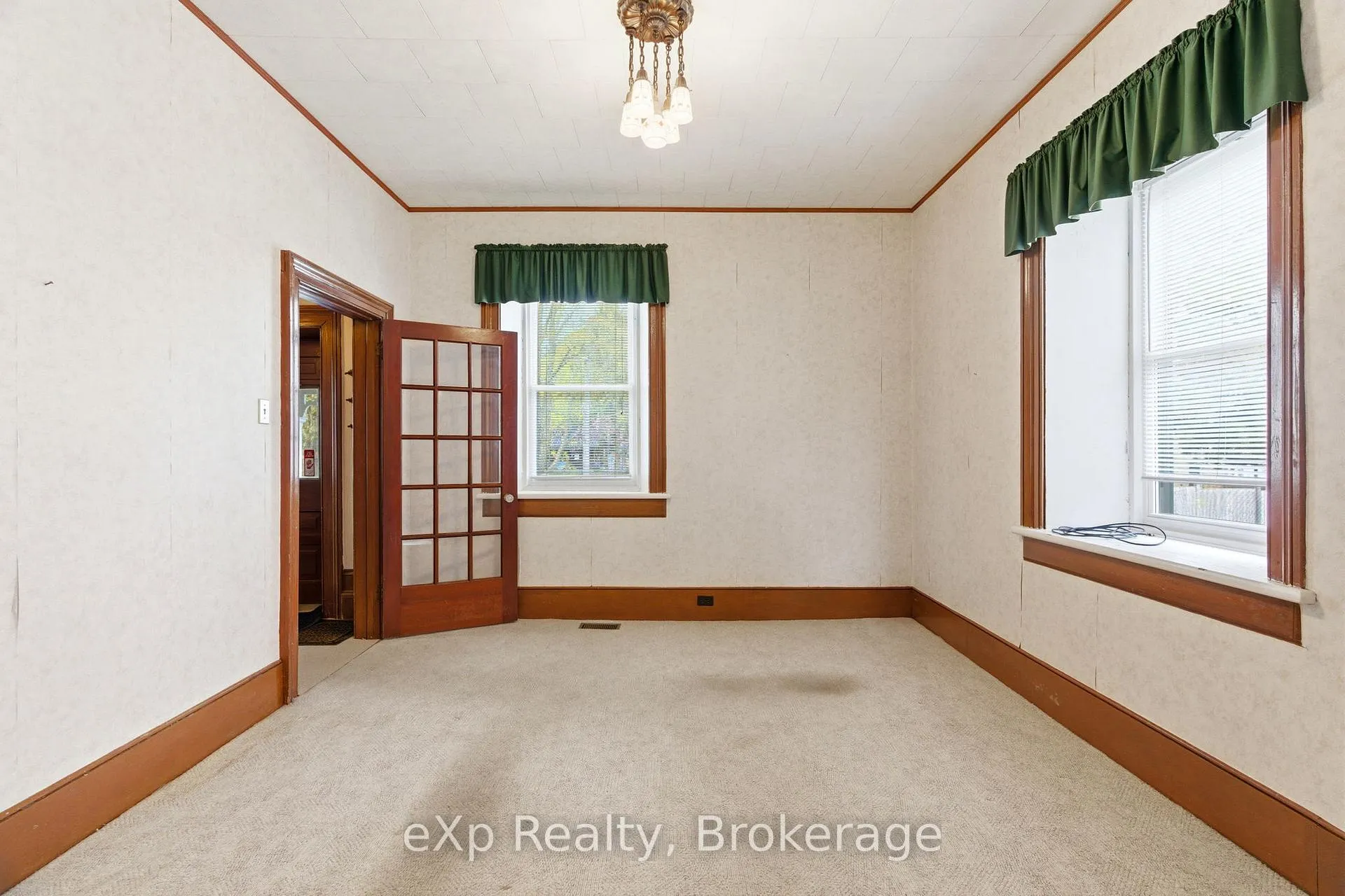 Photo 15 of 208 Mary Street, Brockton — HOMEH