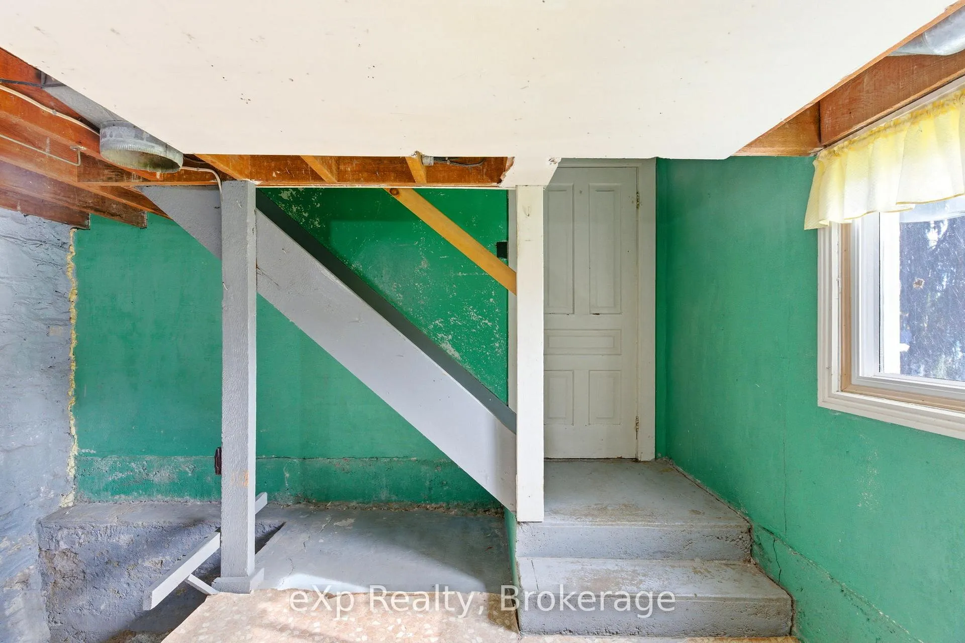 Photo 29 of 208 Mary Street, Brockton — HOMEH