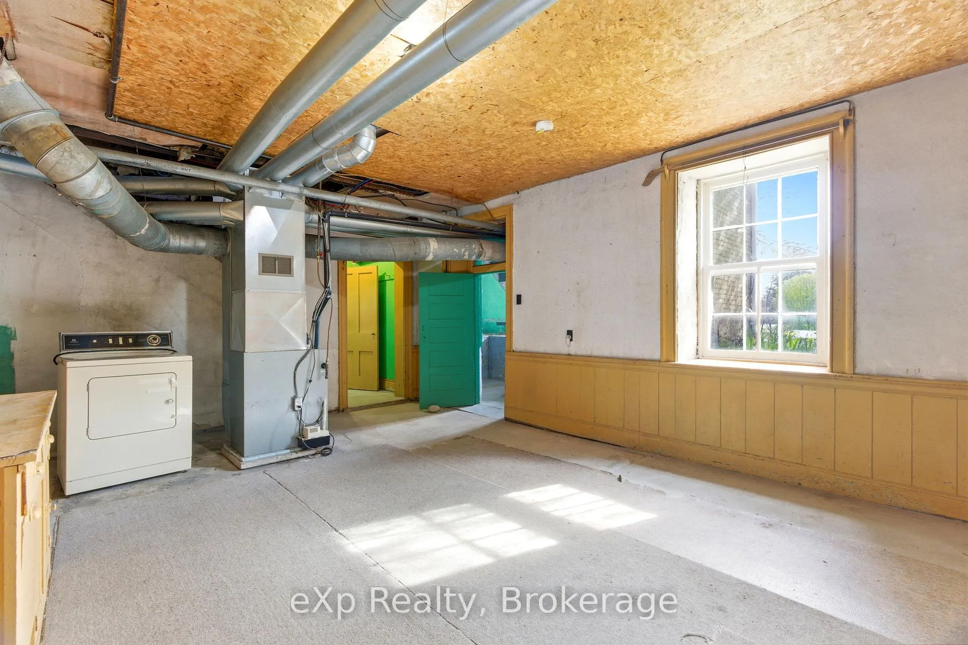 Photo 32 of 208 Mary Street, Brockton — HOMEH