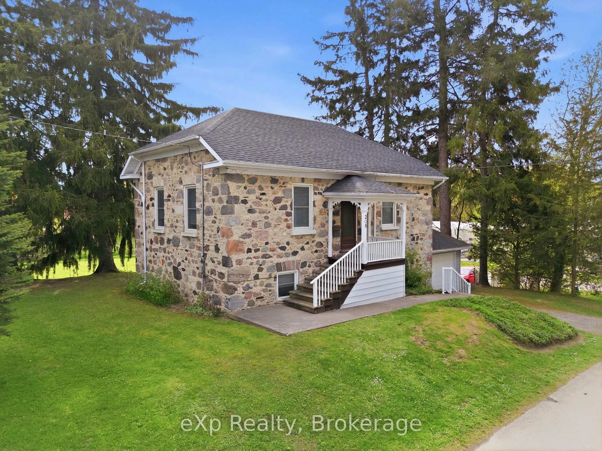 Photo 42 of 208 Mary Street, Brockton — HOMEH
