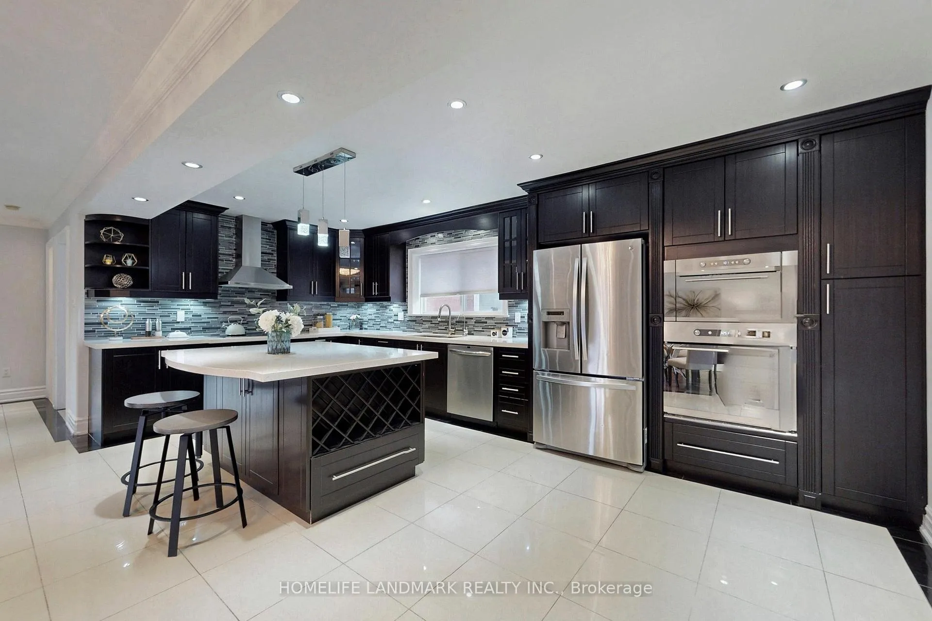 Photo 16 of 22 Lynda Mcneil Place, Markham, Middlefield — HOMEH