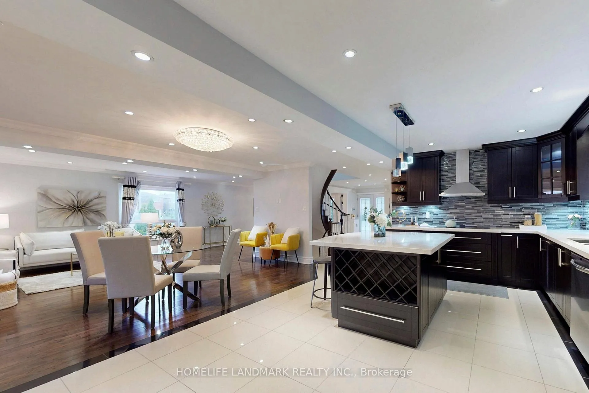 Photo 18 of 22 Lynda Mcneil Place, Markham, Middlefield — HOMEH