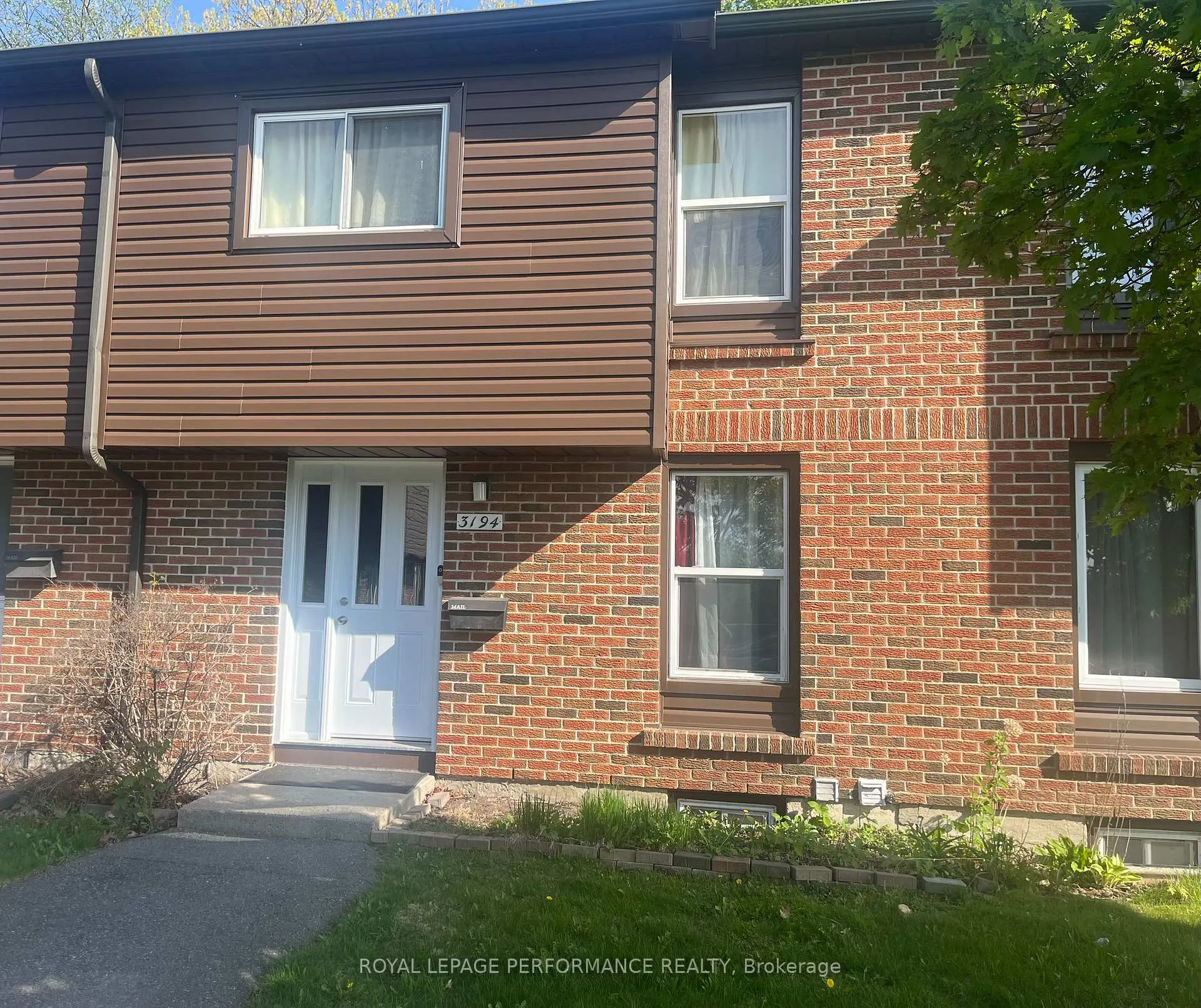 Photo 1 of 3194 Stockton Drive, Ottawa, Blossom Park/Kemp Park/Findlay Creek — HOMEH